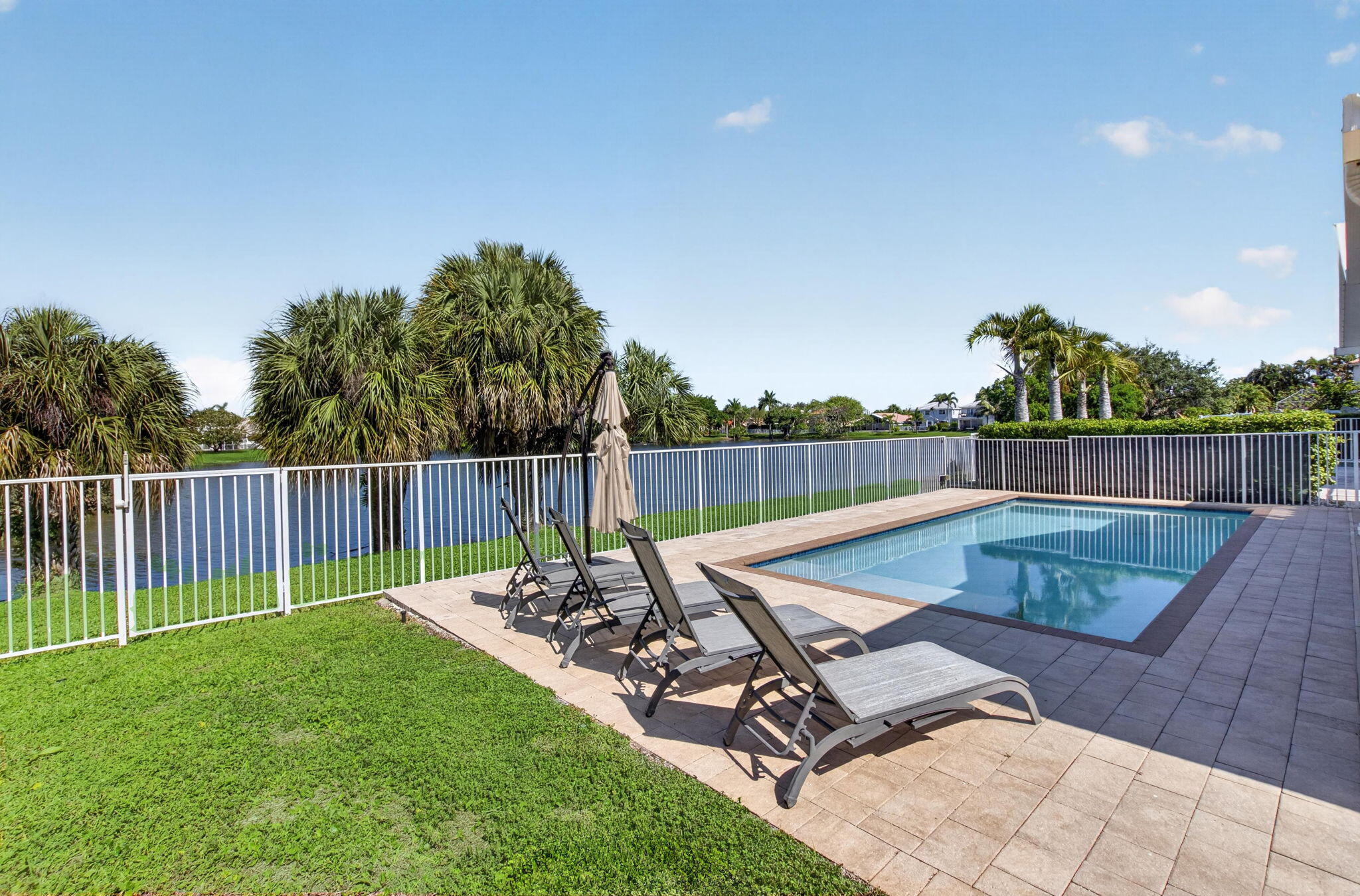 7245 Chesapeake Circle