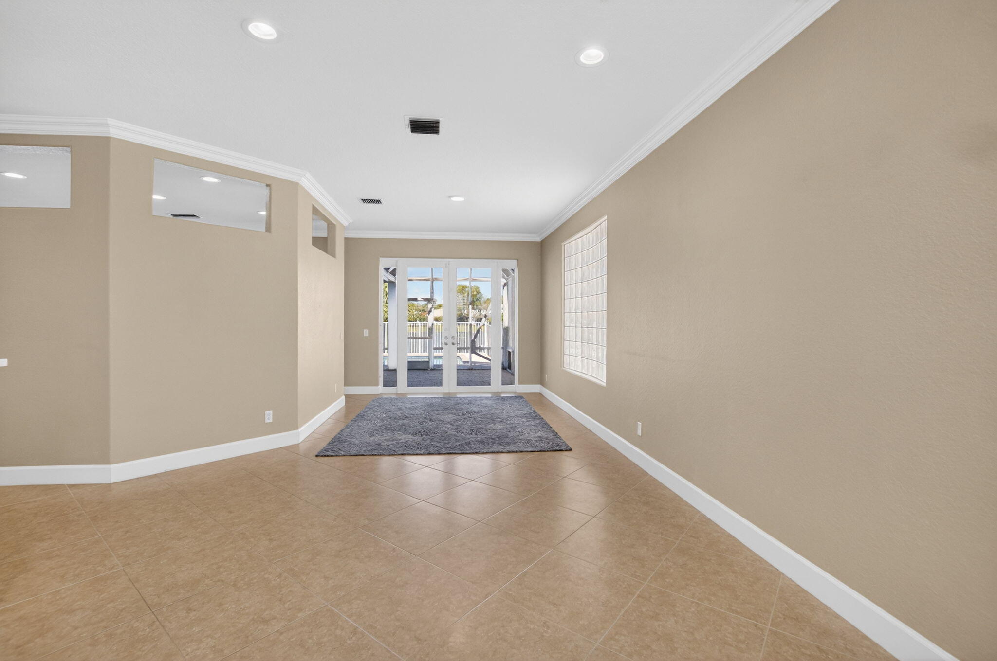 7245 Chesapeake Circle