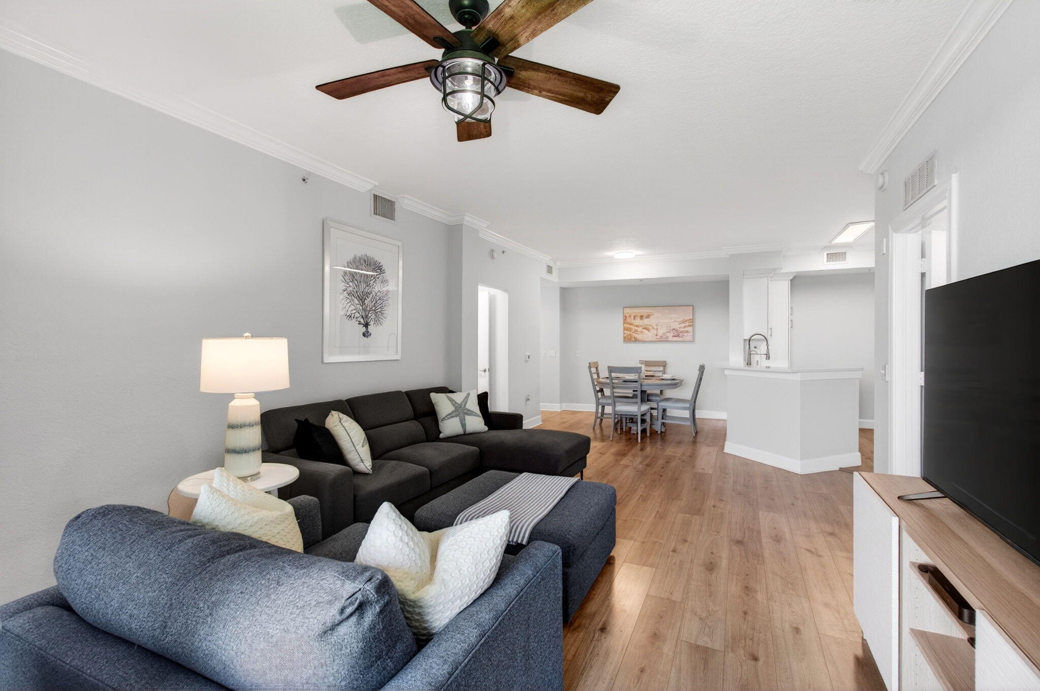 1660 Renaissance Commons Boulevard 2207