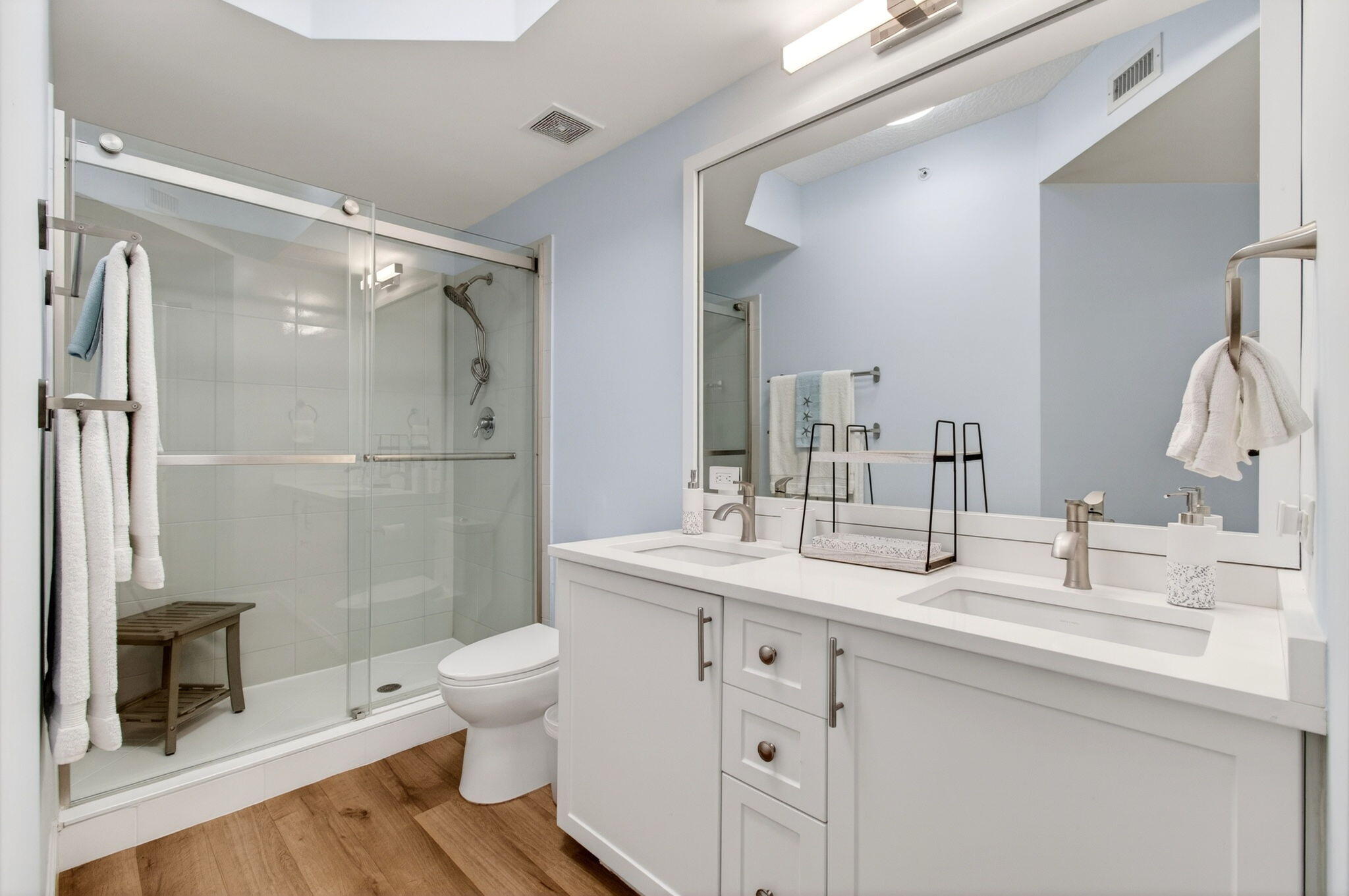1660 Renaissance Commons Boulevard 2207