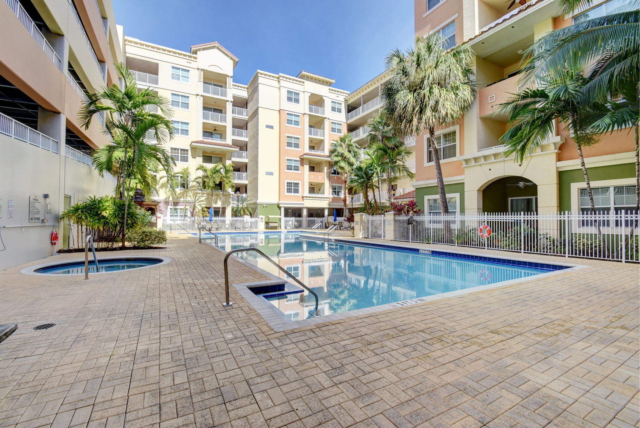 1660 Renaissance Commons Boulevard 2207