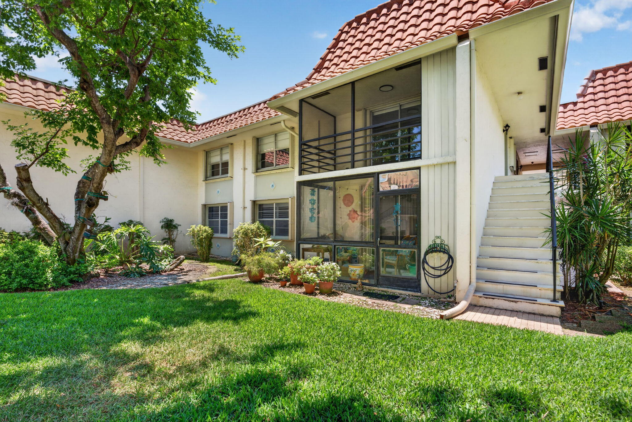 1174 NW 13th Street 242b