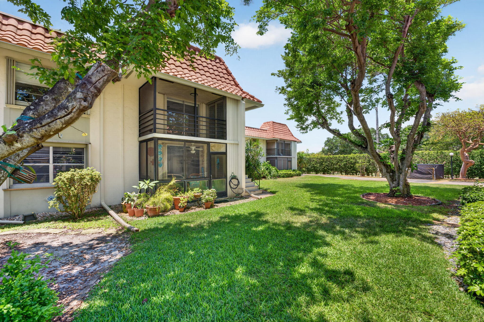 1174 NW 13th Street 242b