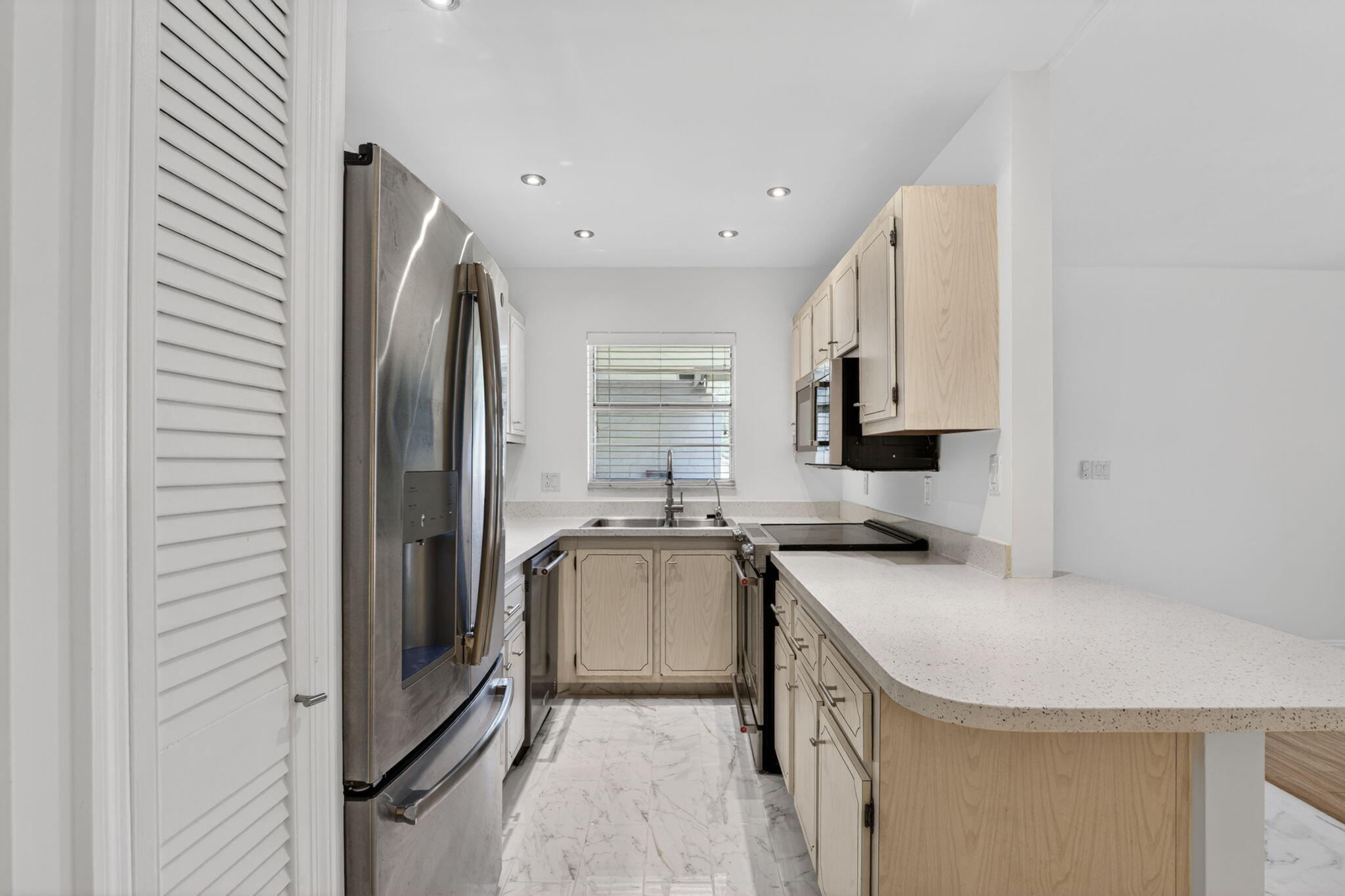 1174 NW 13th Street 242b