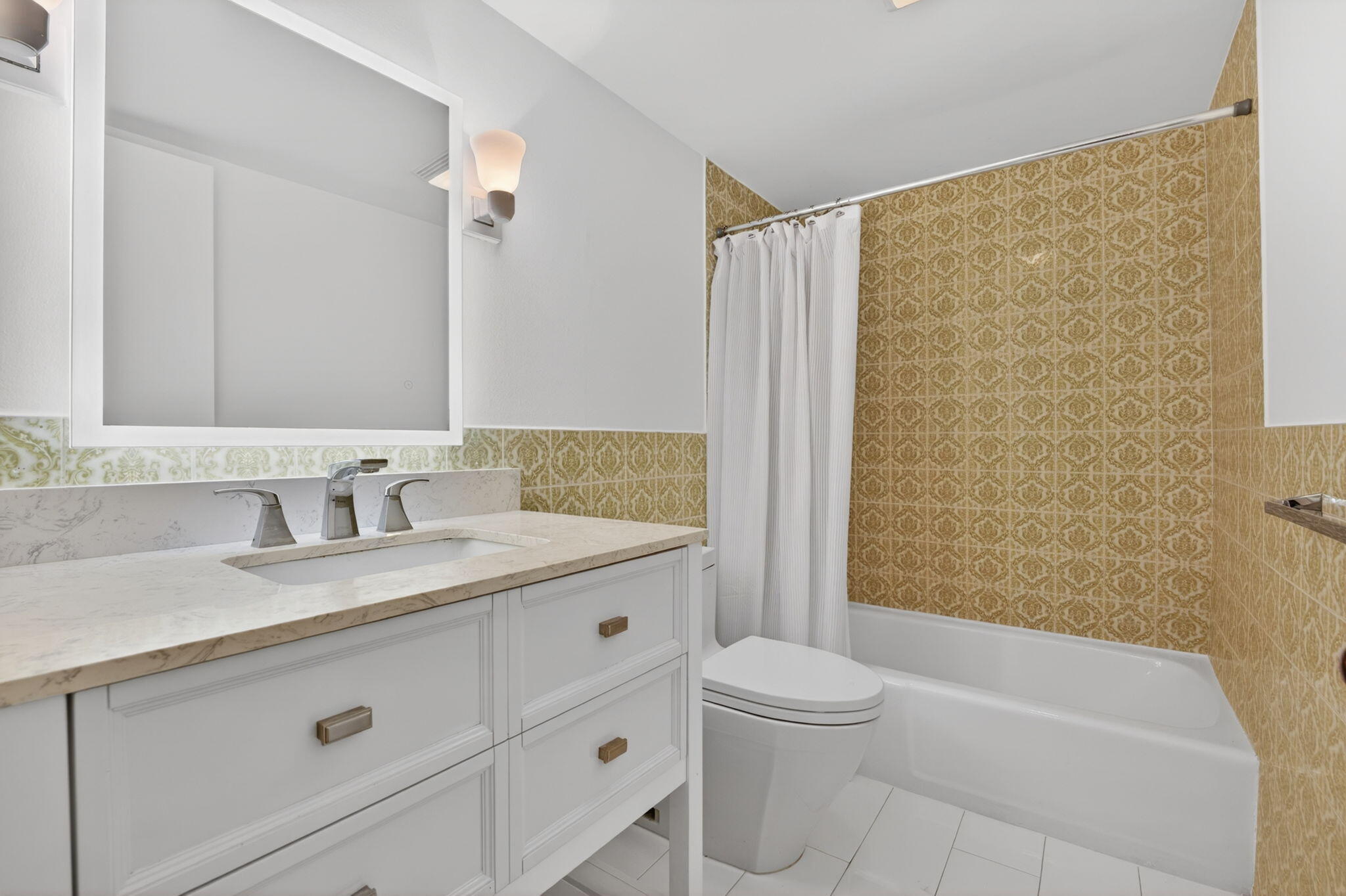 1174 NW 13th Street 242b