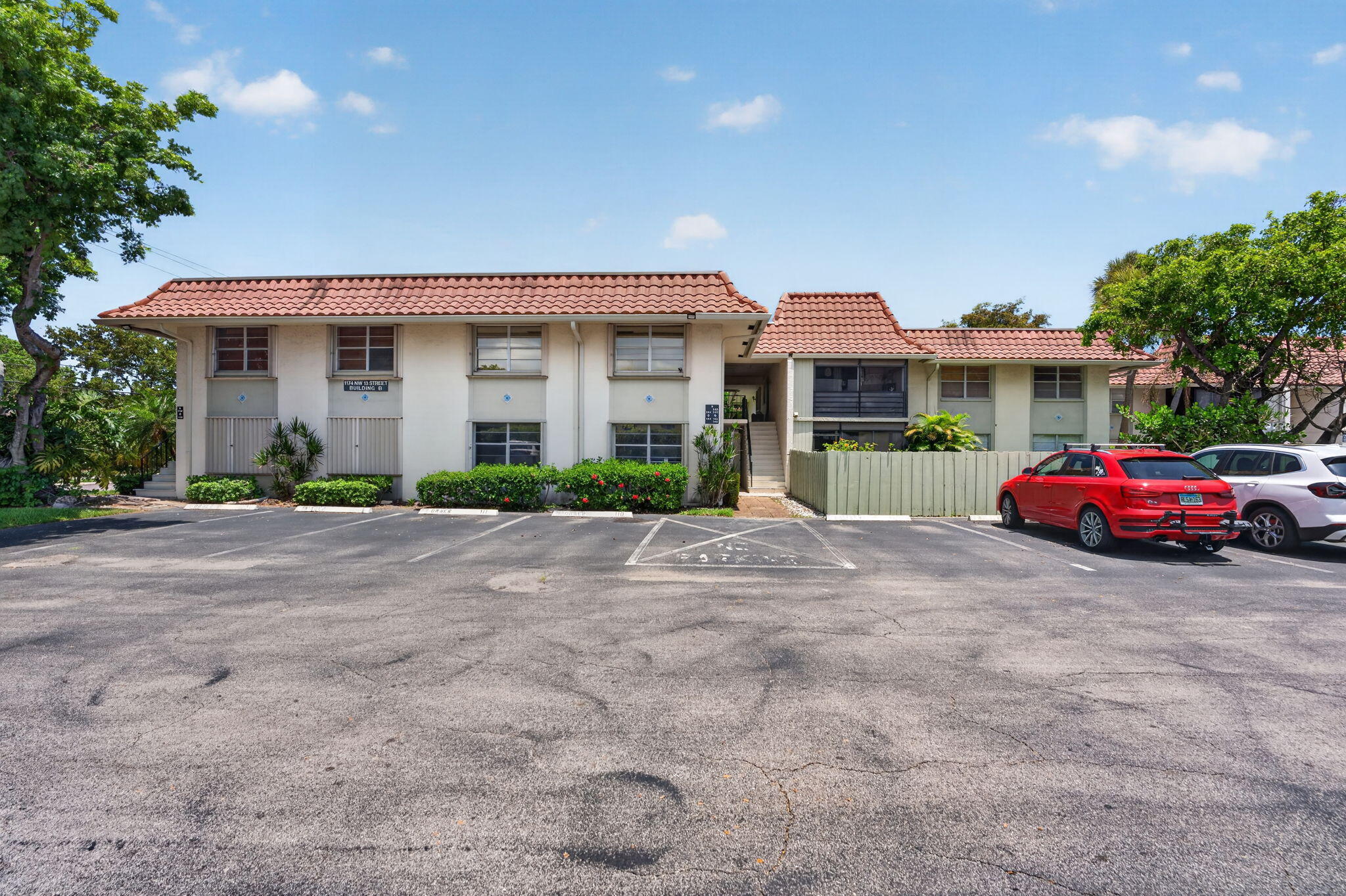 1174 NW 13th Street 242b
