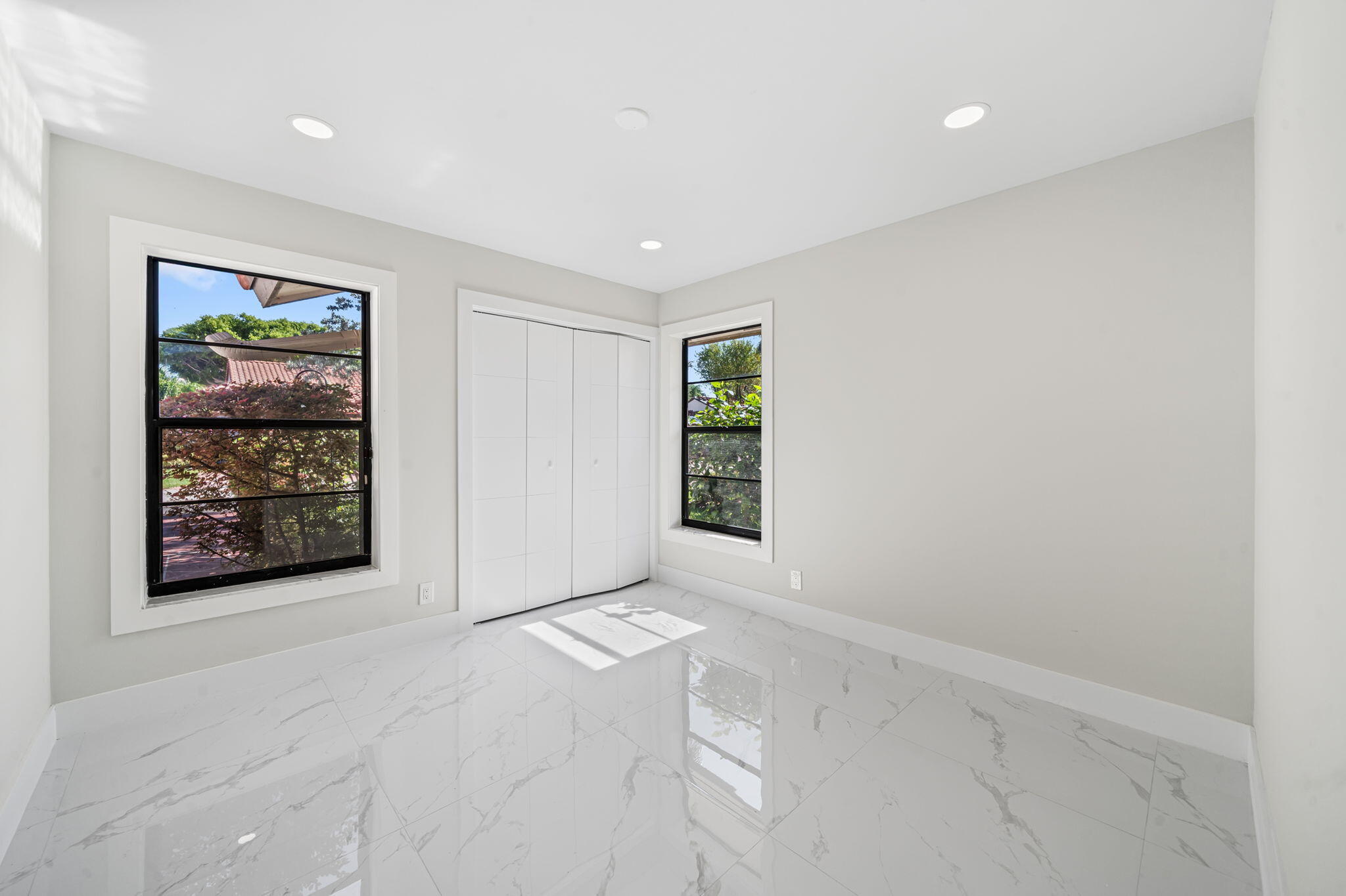 6371 Kings Gate Circle