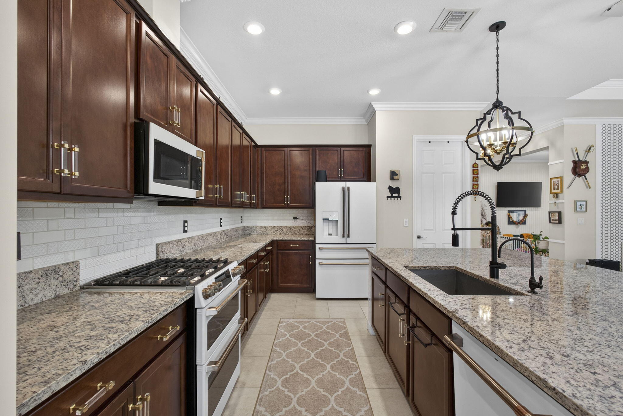 1010 Sweetgrass Street