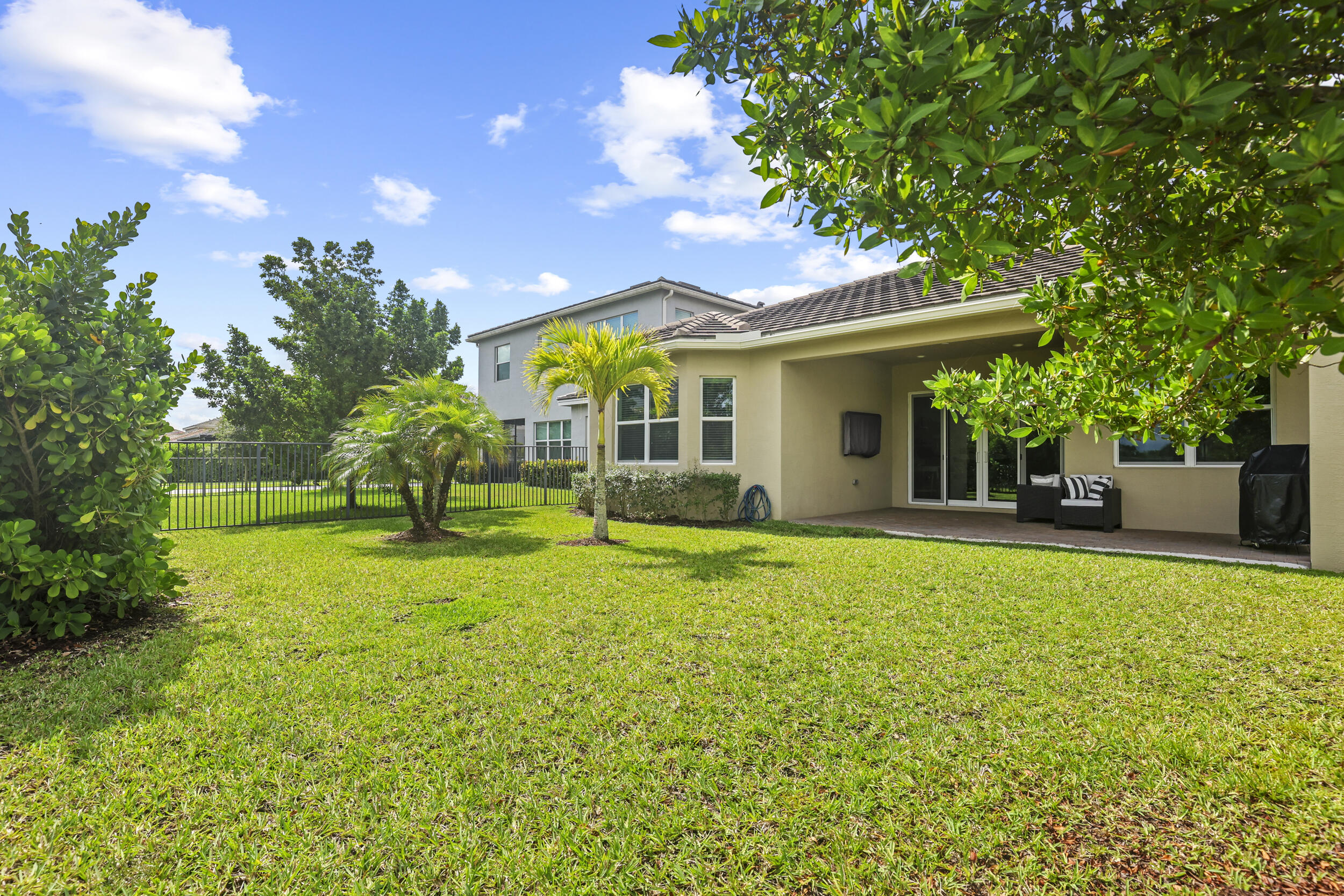15511 Orchard Drive