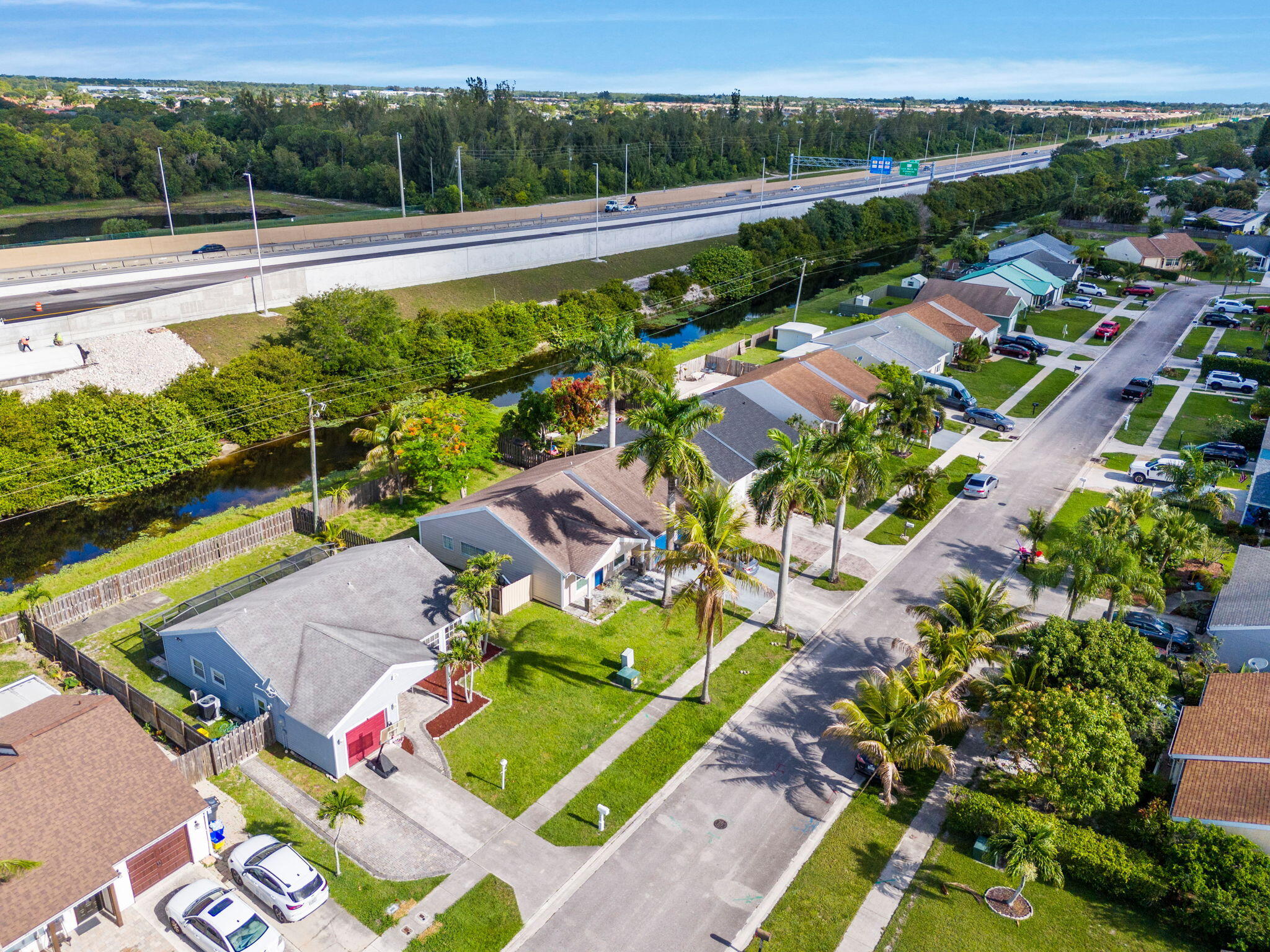 7944 Ridgewood Drive