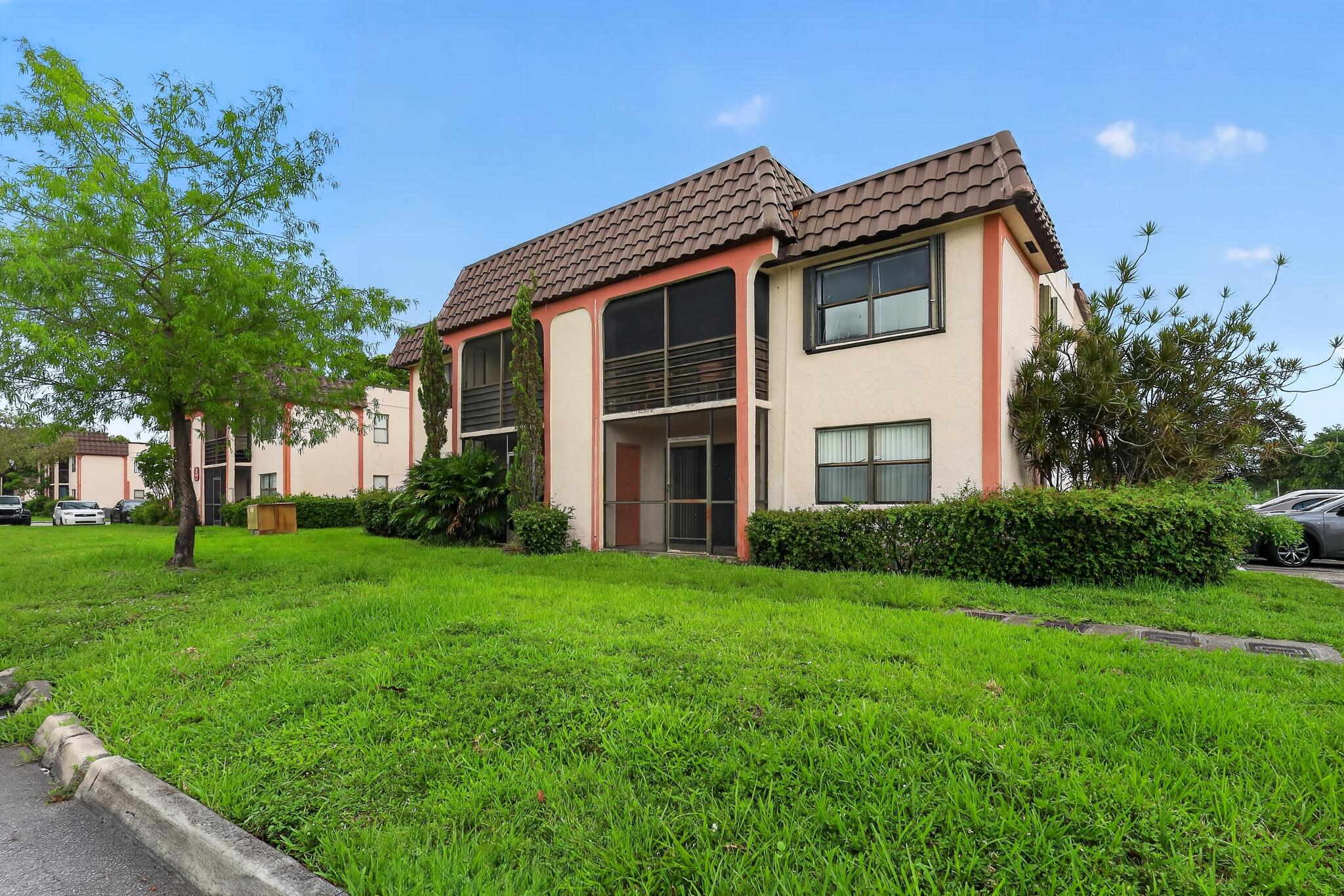 20805 NE 8th Court 101-21