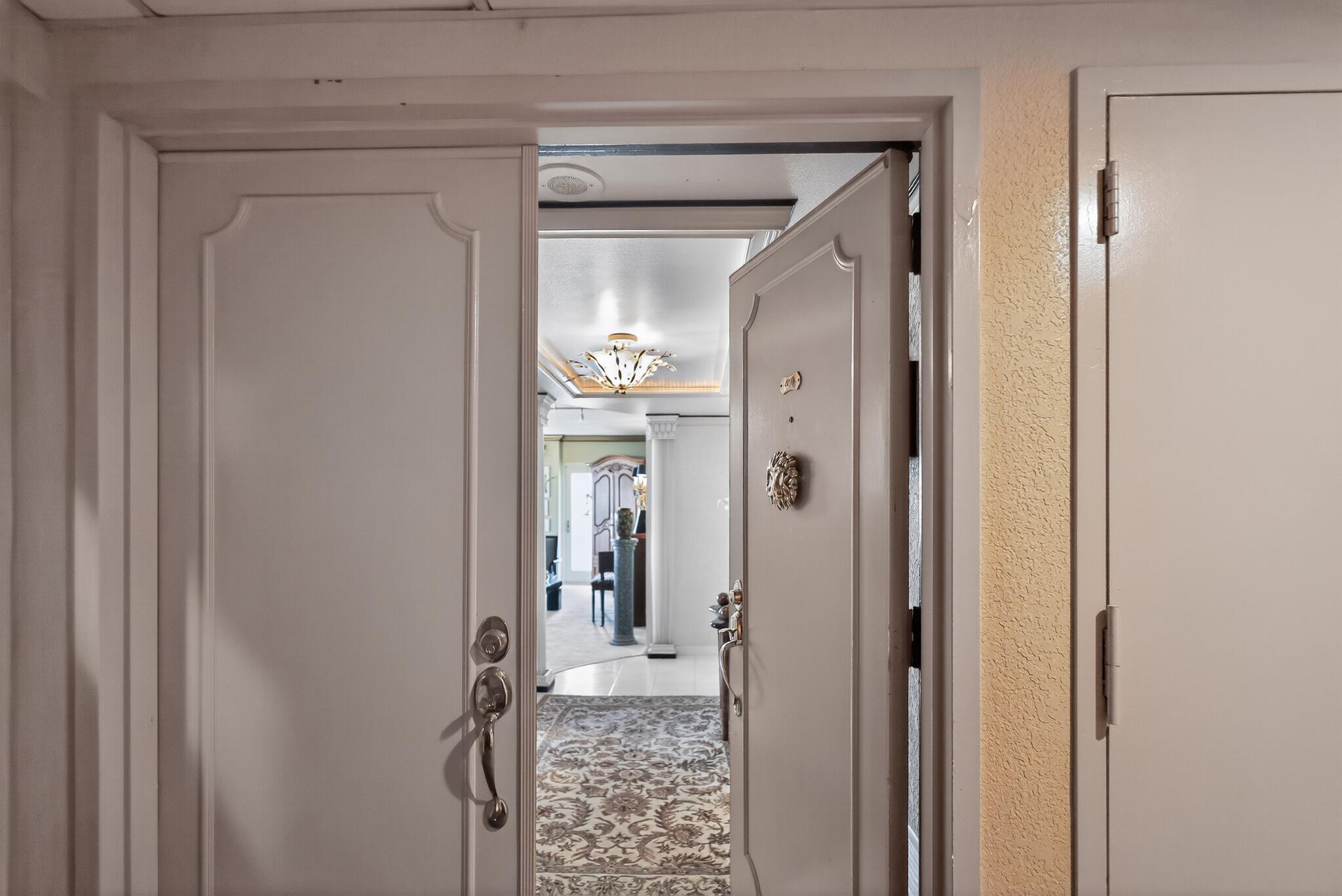 3400 Galt Ocean Drive 409s
