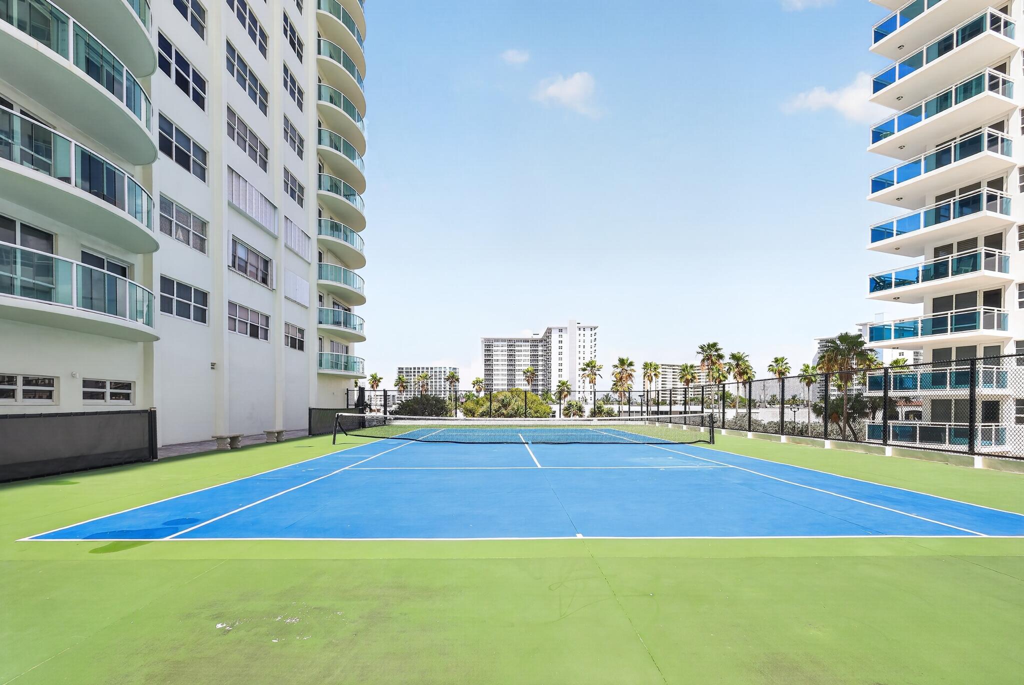 3400 Galt Ocean Drive 409s