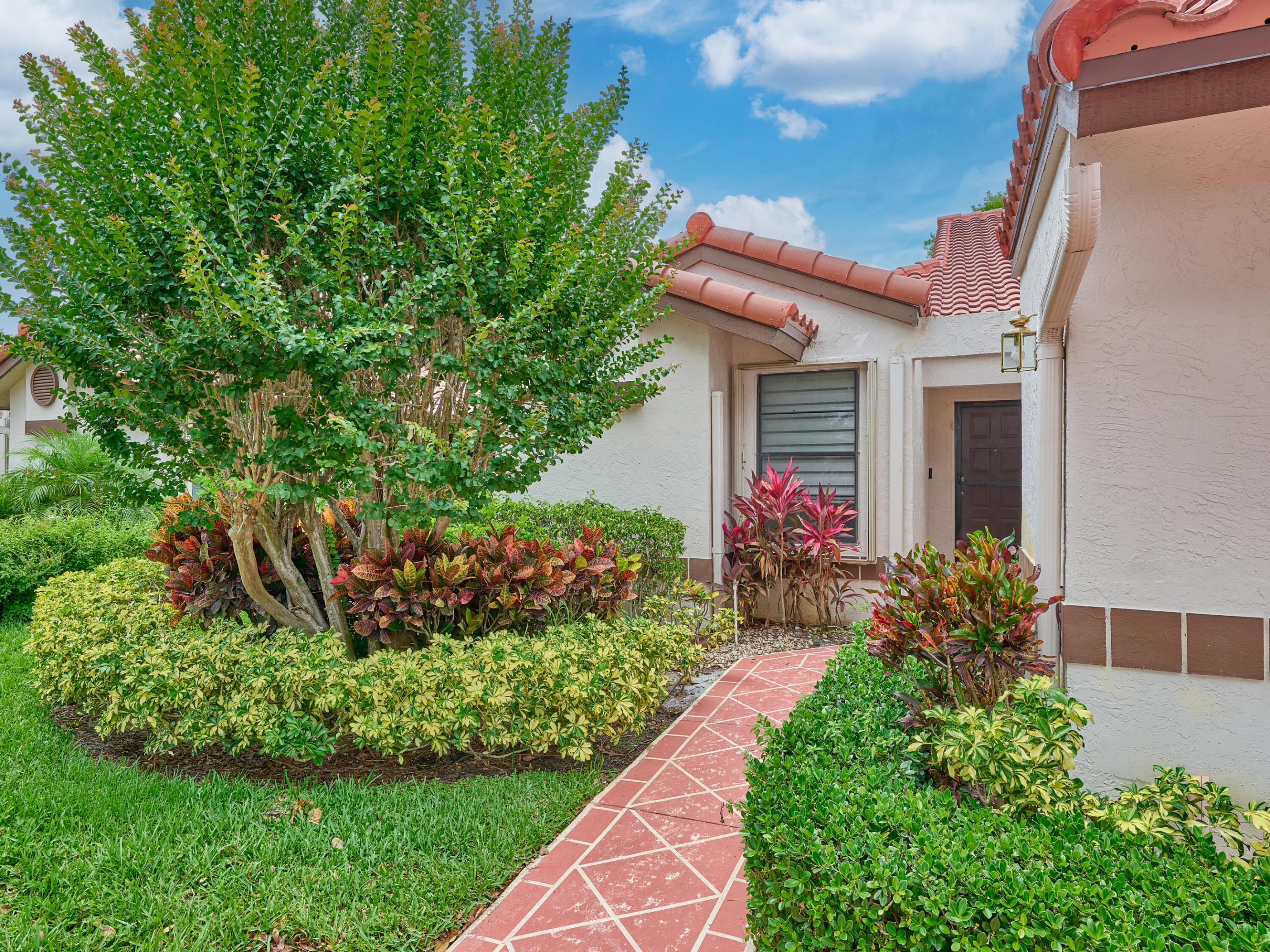 6067 Kings Gate Circle