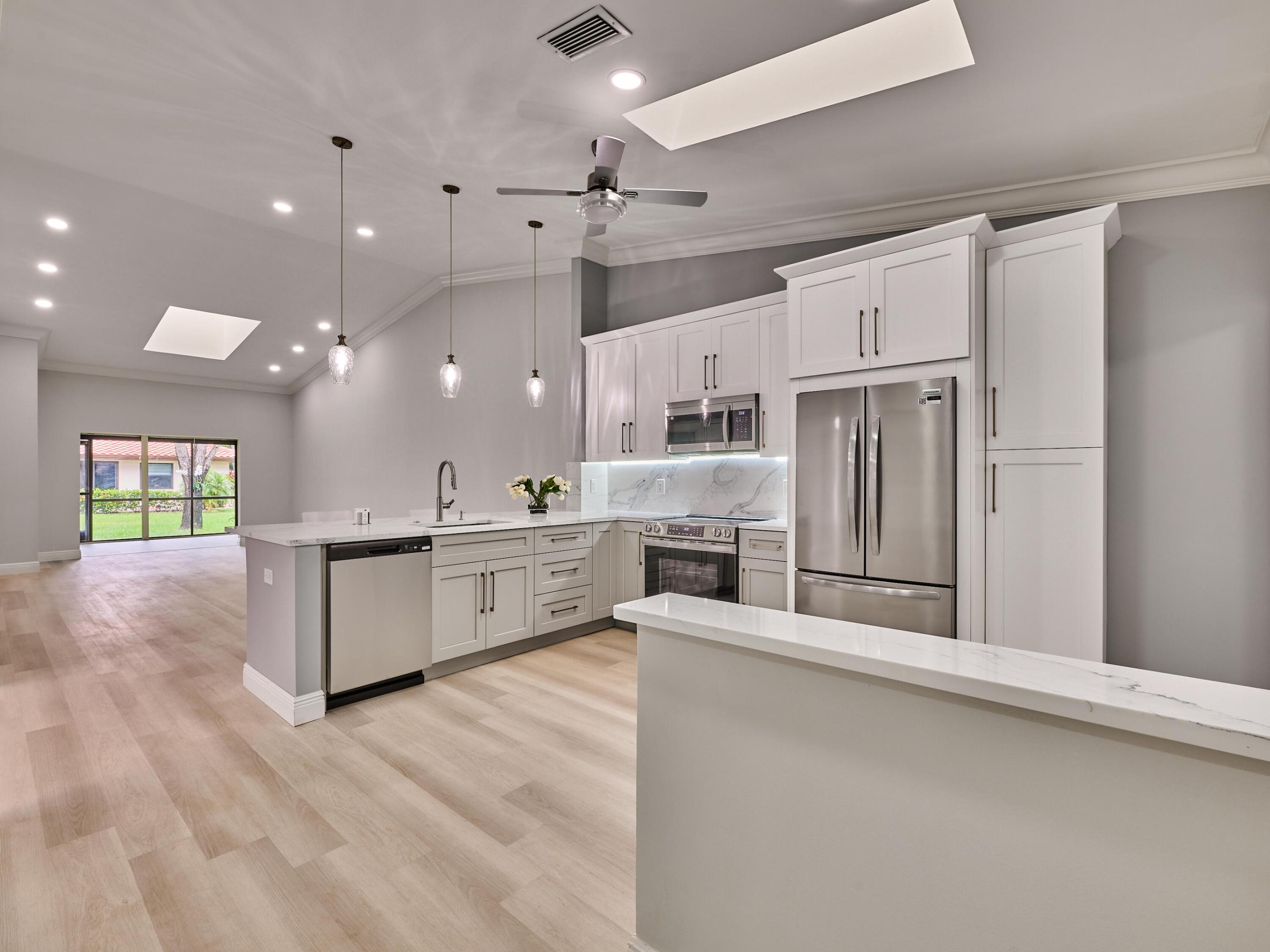 6067 Kings Gate Circle