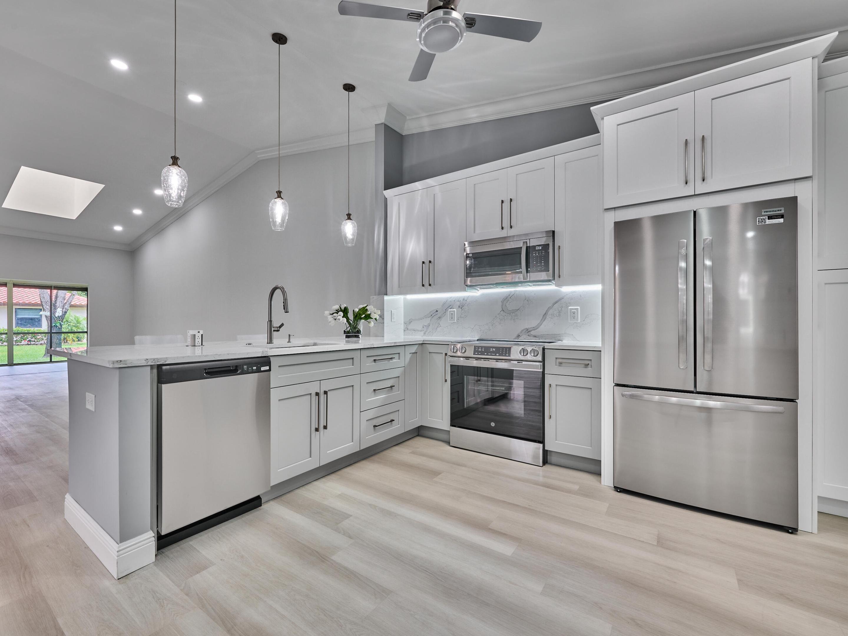 6067 Kings Gate Circle