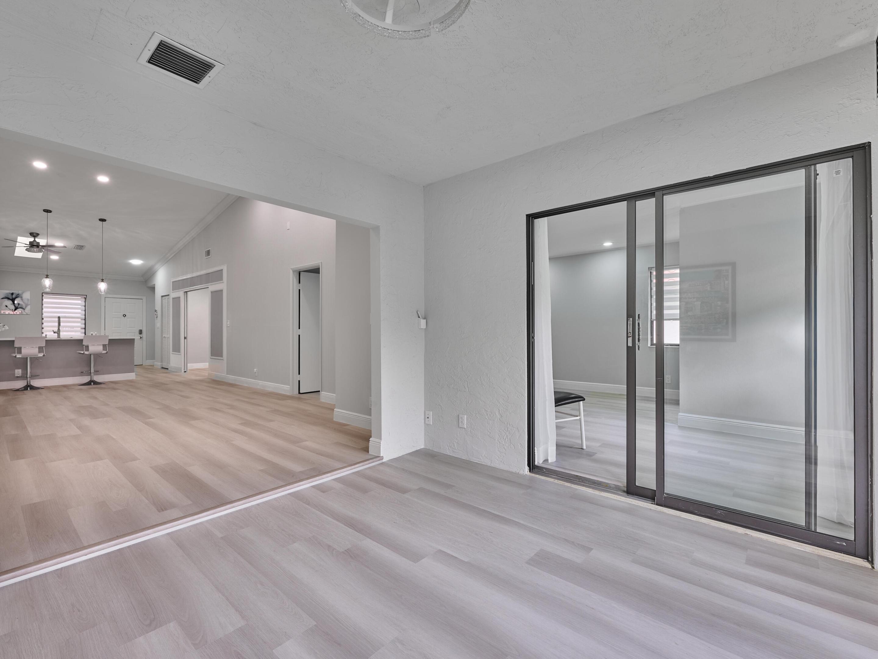 6067 Kings Gate Circle