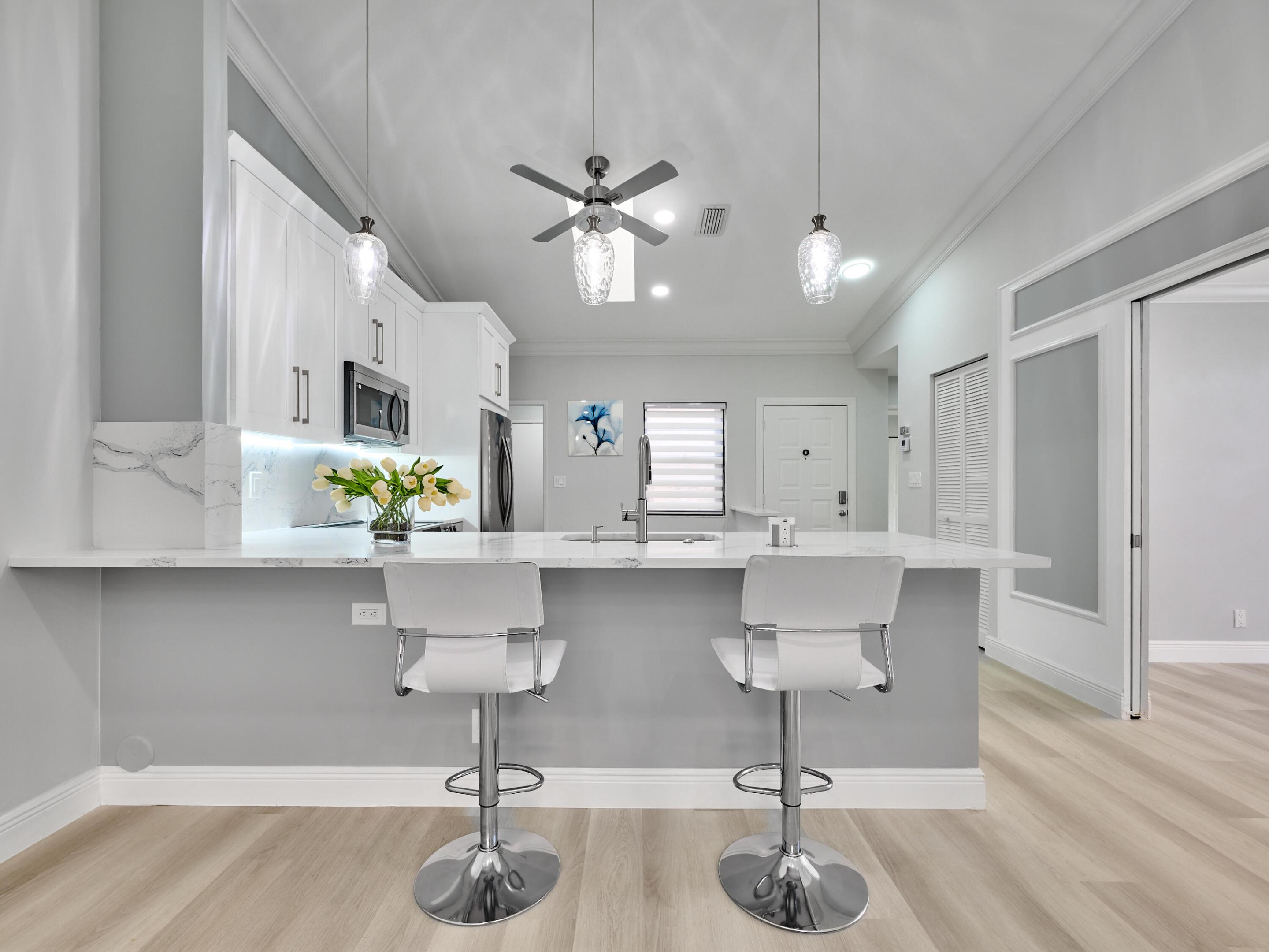 6067 Kings Gate Circle