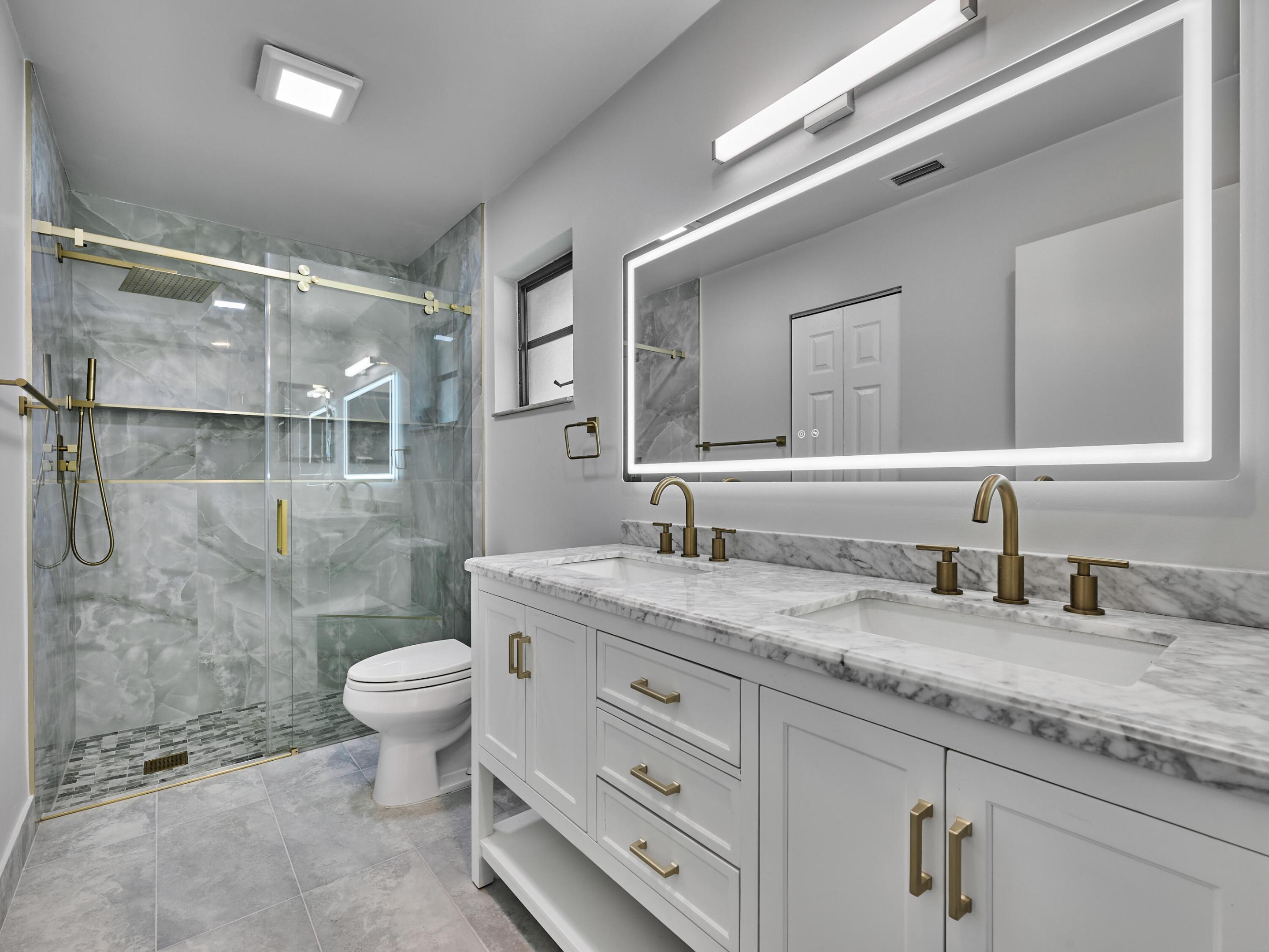 6067 Kings Gate Circle