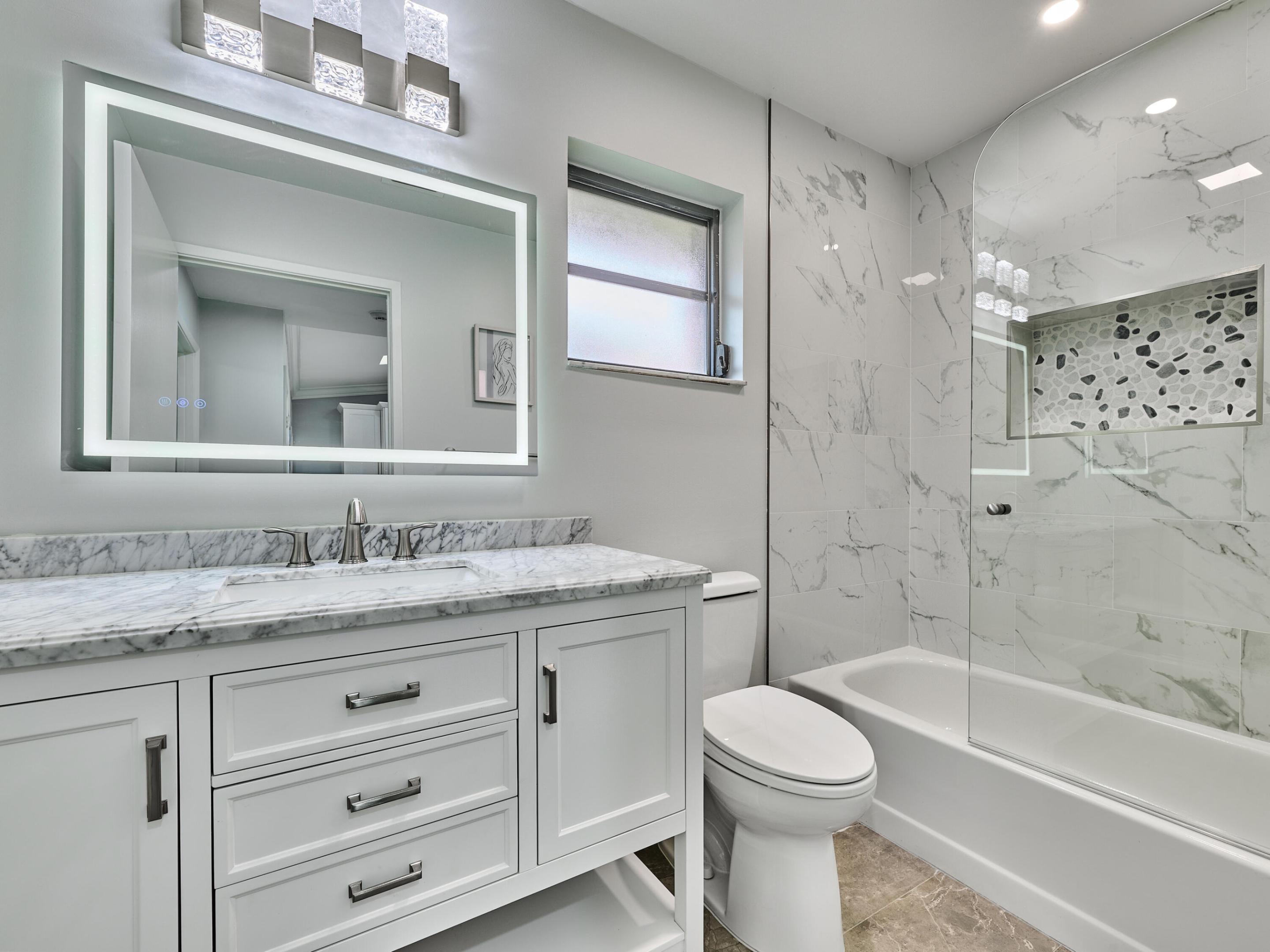 6067 Kings Gate Circle