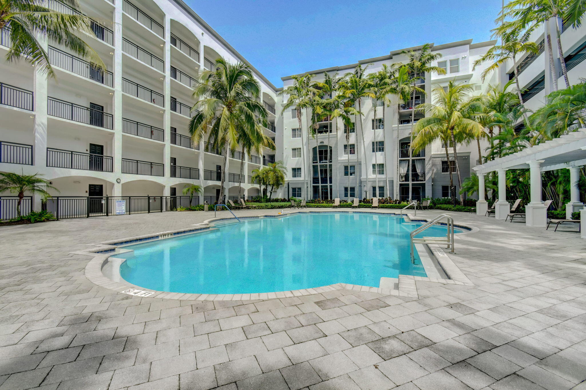 1660 Renaissance Commons Boulevard 2424