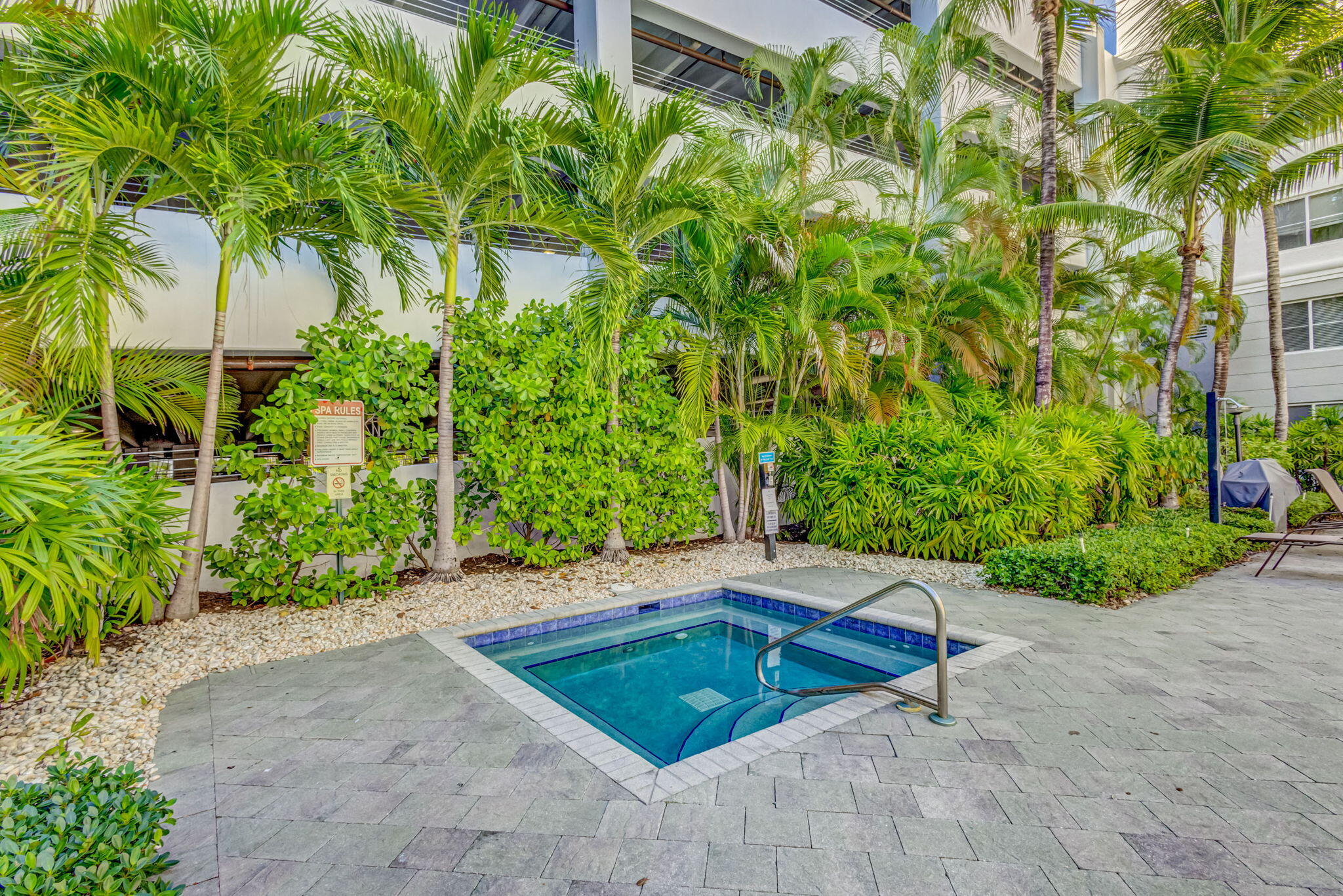 1660 Renaissance Commons Boulevard 2424
