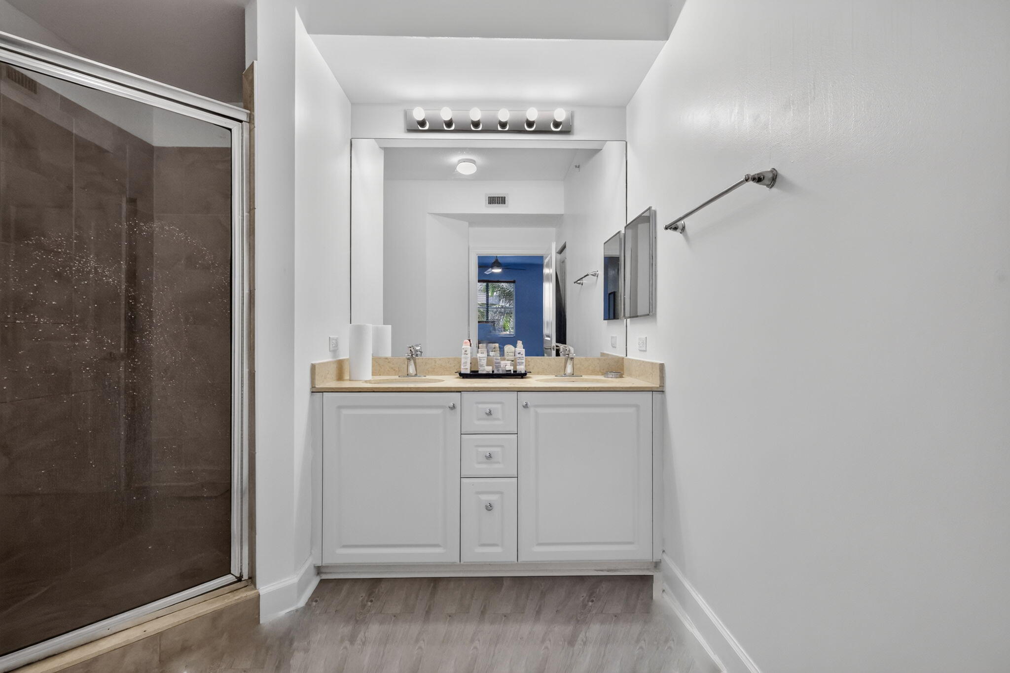 1660 Renaissance Commons Boulevard 2424