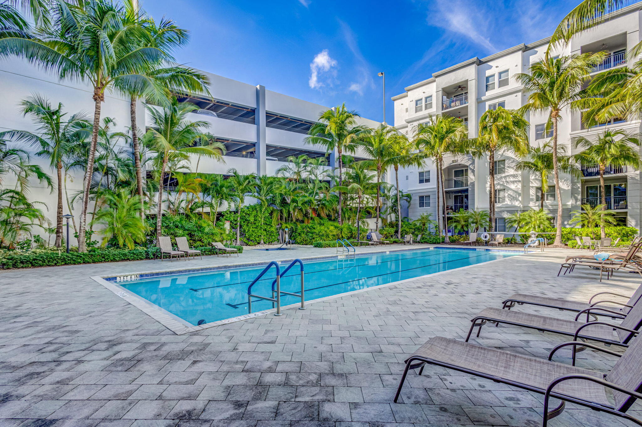 1660 Renaissance Commons Boulevard 2424