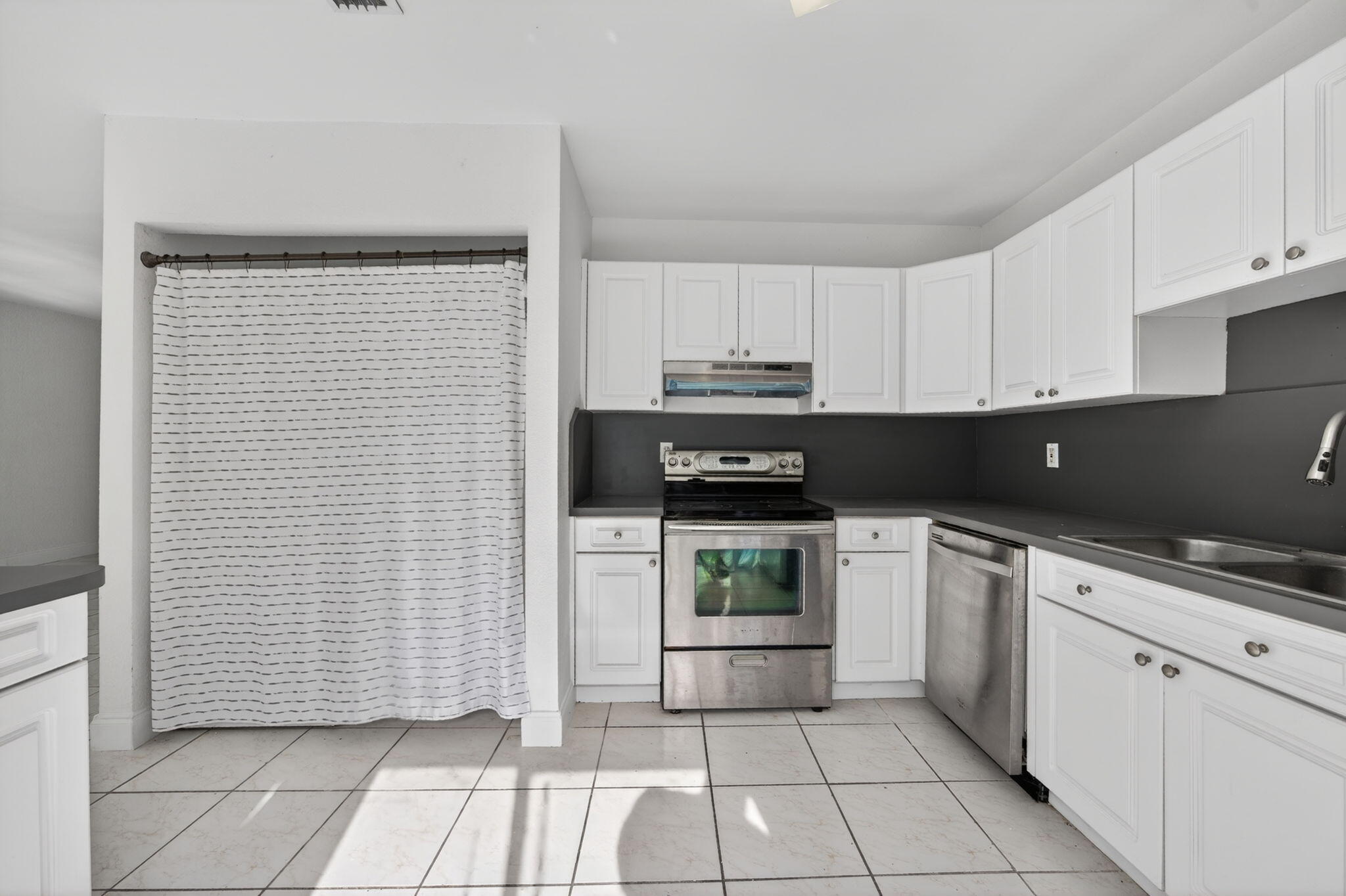 27277 SW 121st Court