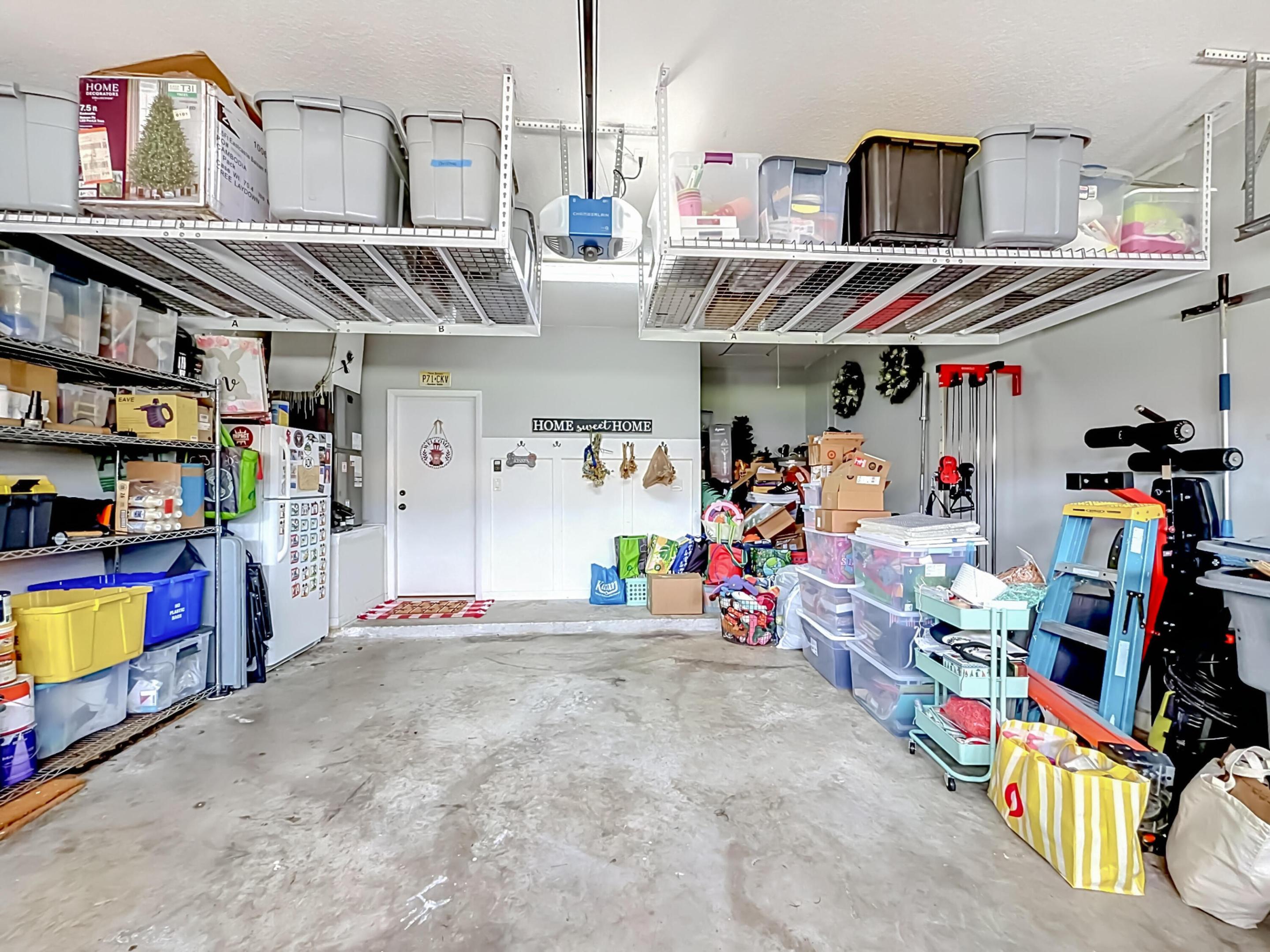 9419 Lake Serena