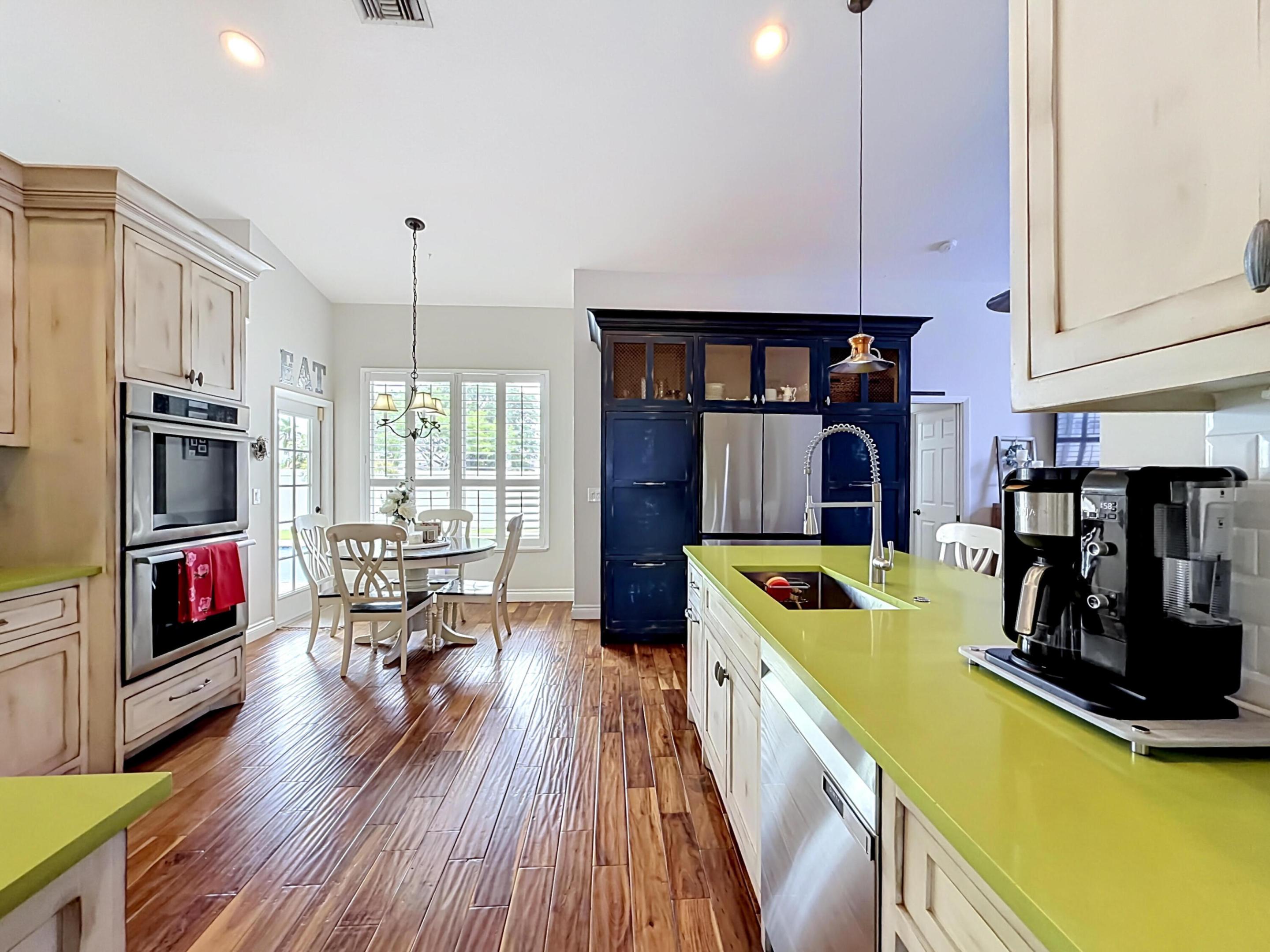 9419 Lake Serena
