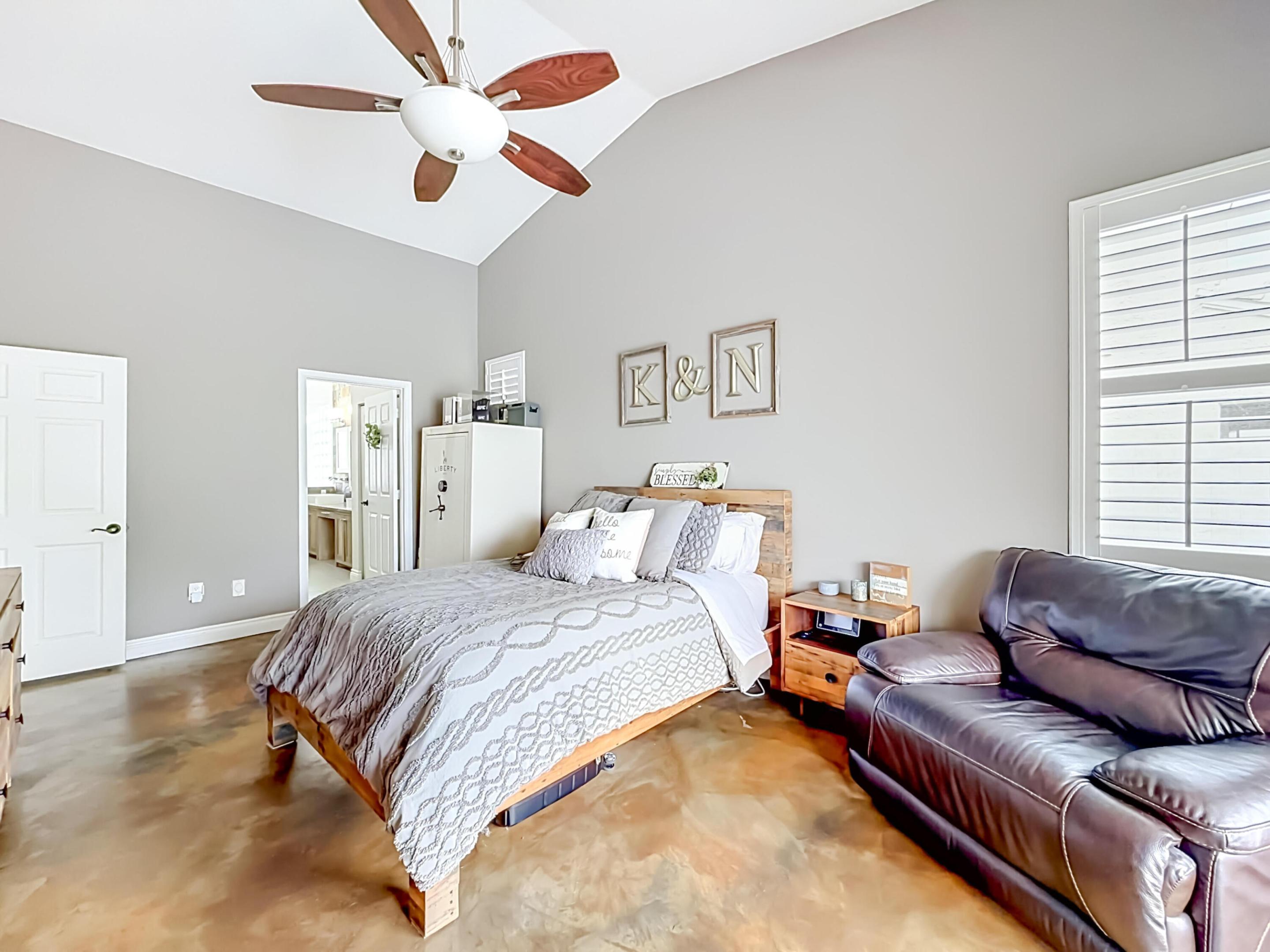 9419 Lake Serena