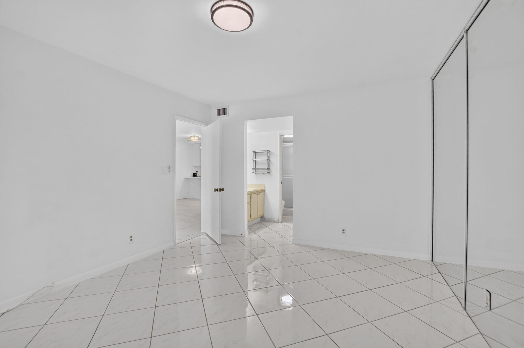9095 Flynn Circle 6