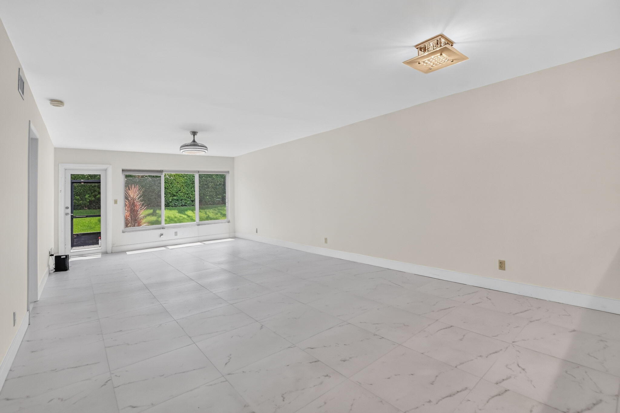 9095 Flynn Circle 6