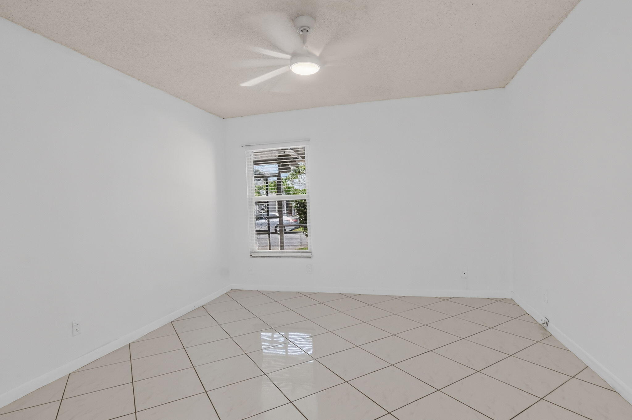 9095 Flynn Circle 6