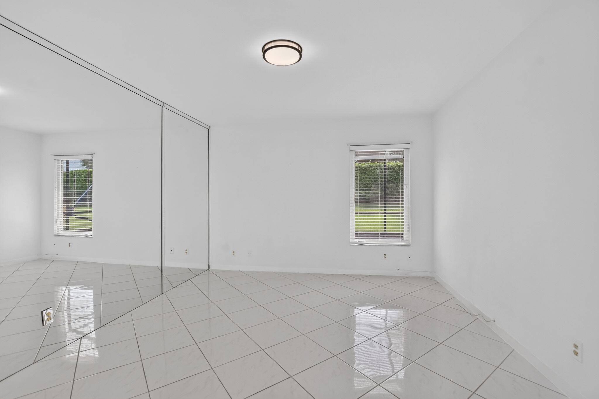 9095 Flynn Circle 6