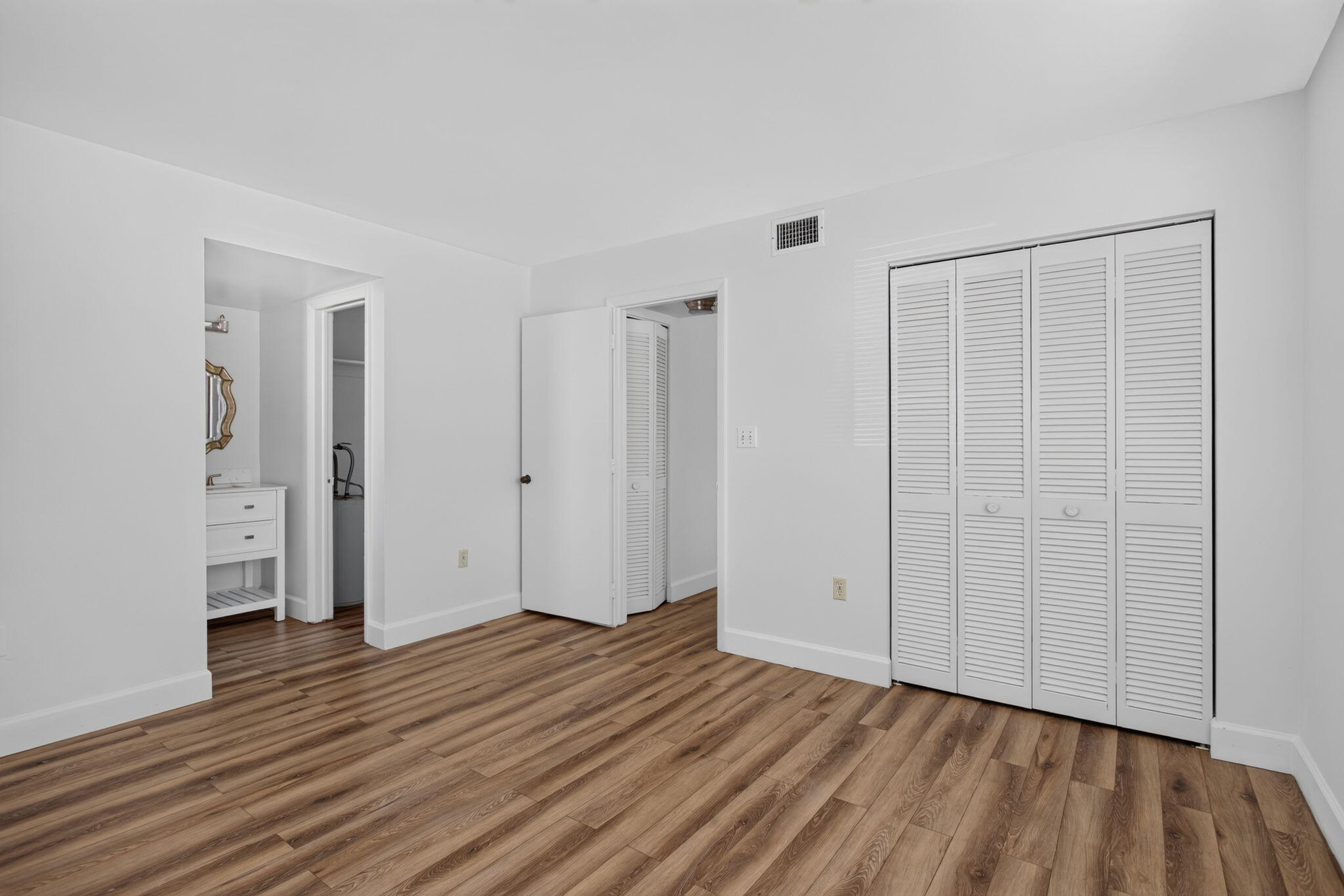 2141 NE 42nd Street 101