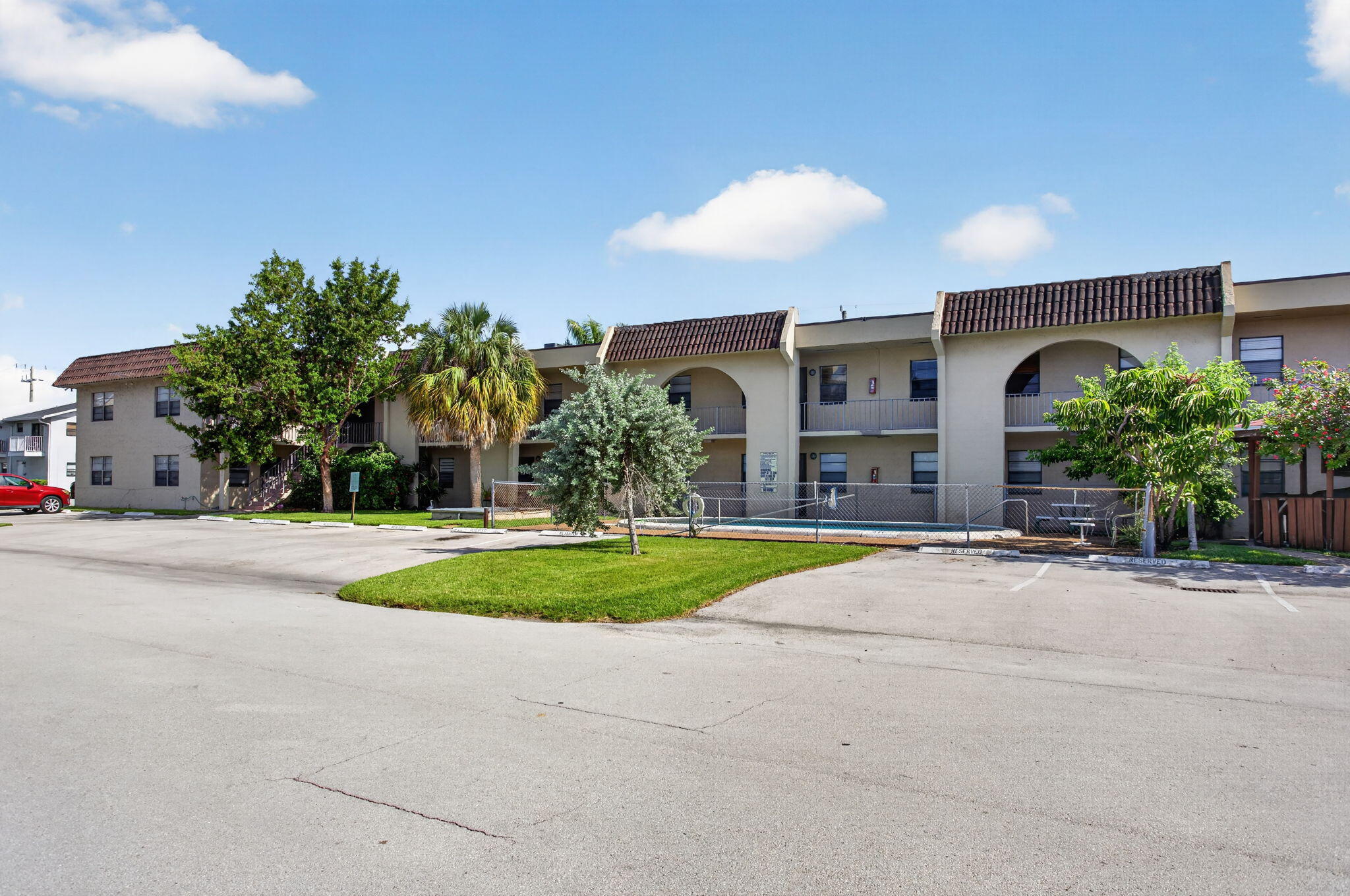 2141 NE 42nd Street 112