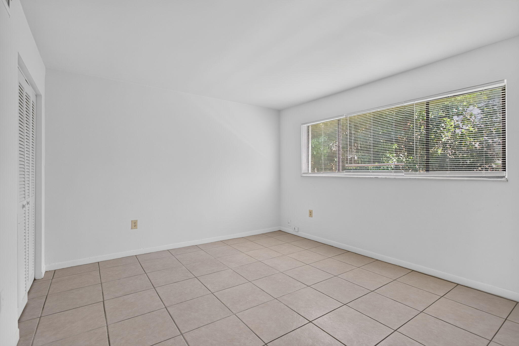 2141 NE 42nd Street 112
