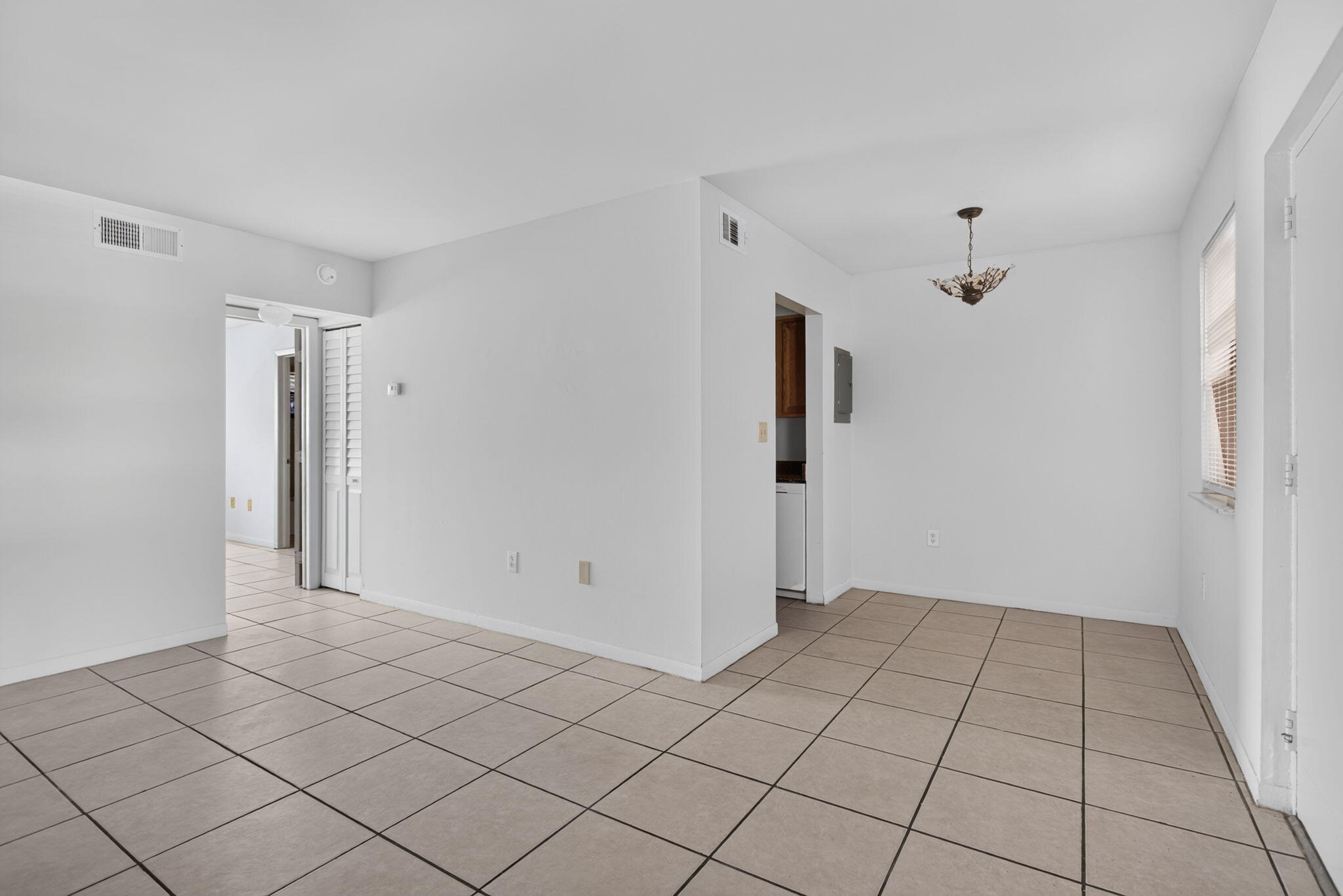 2141 NE 42nd Street 112