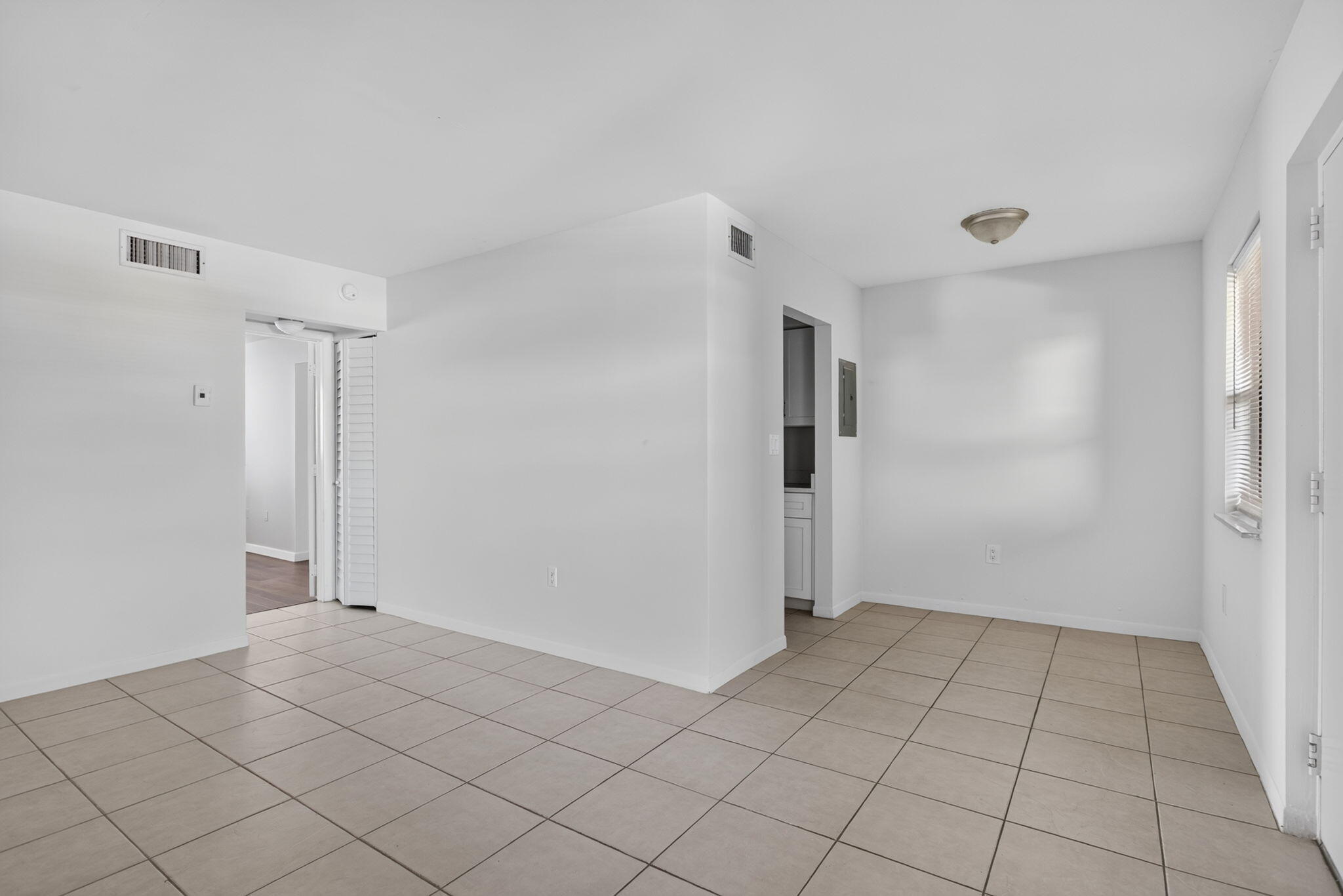 2141 NE 42nd Street 212