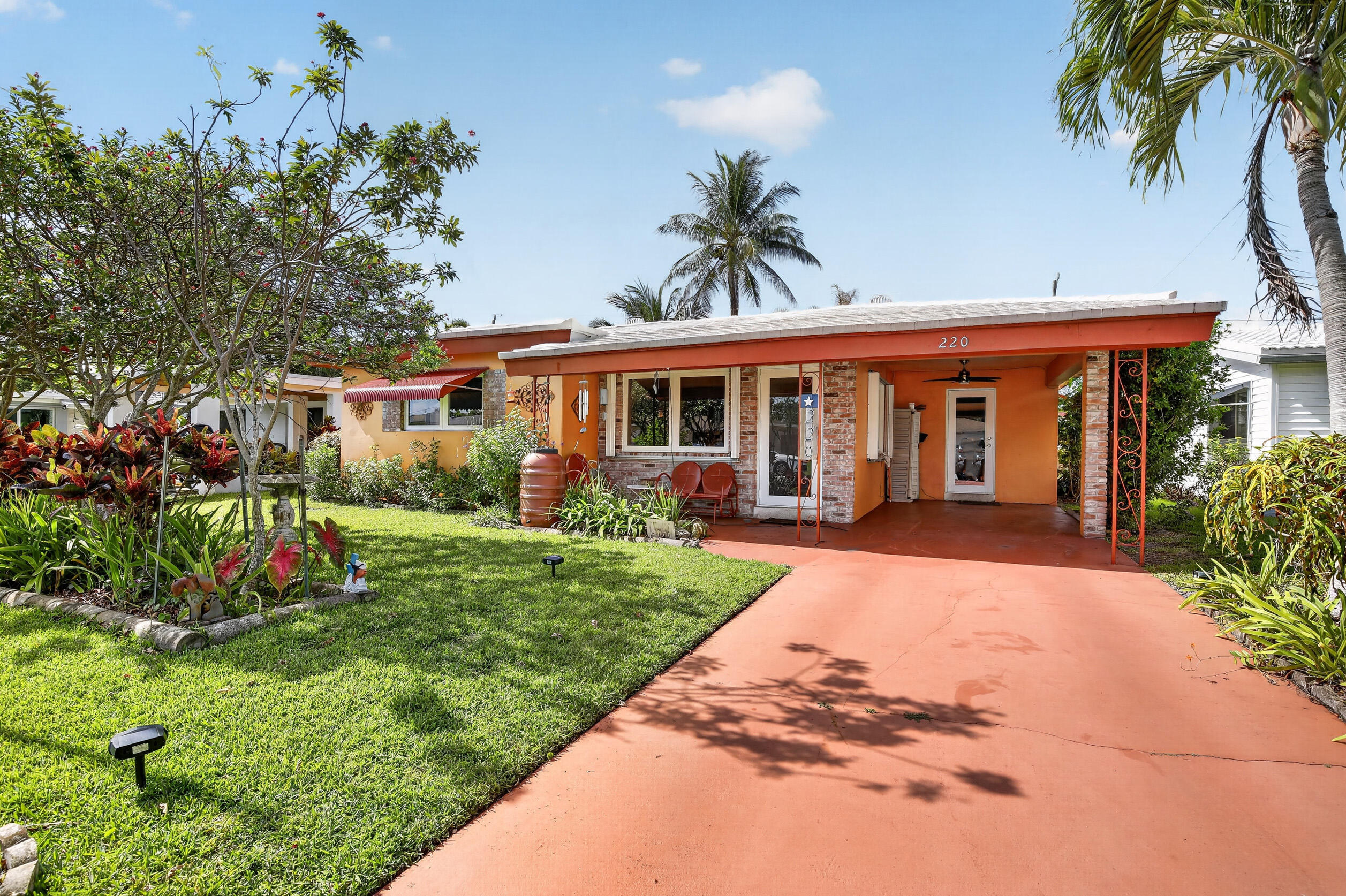 220 NW 48th Street
