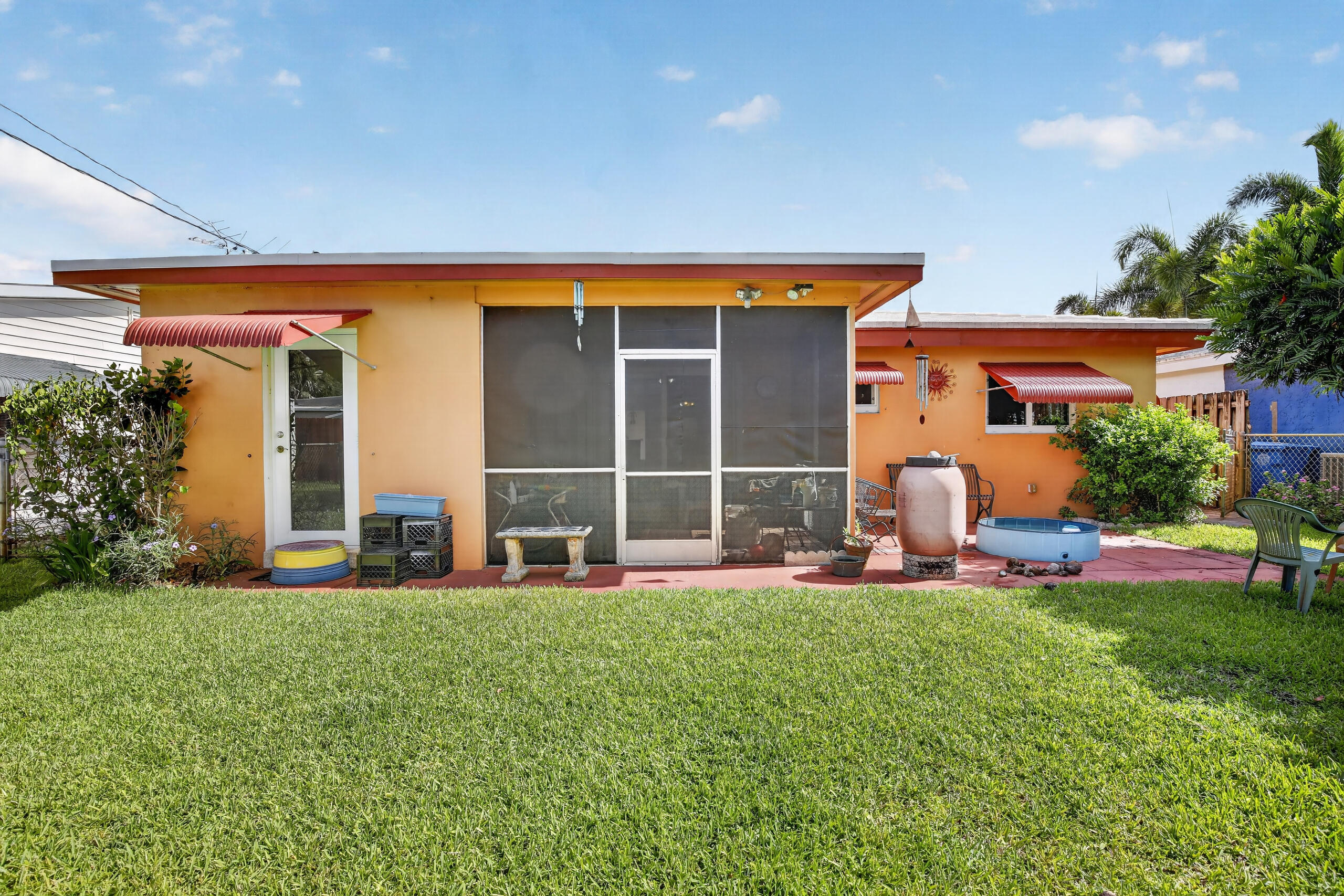 220 NW 48th Street