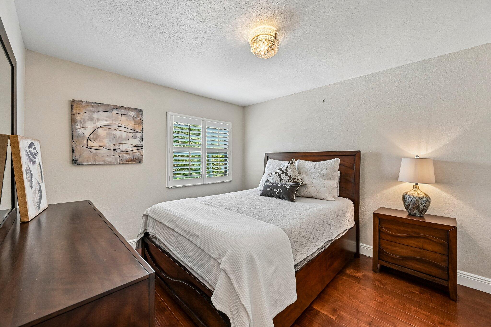 1121 Center Stone Lane