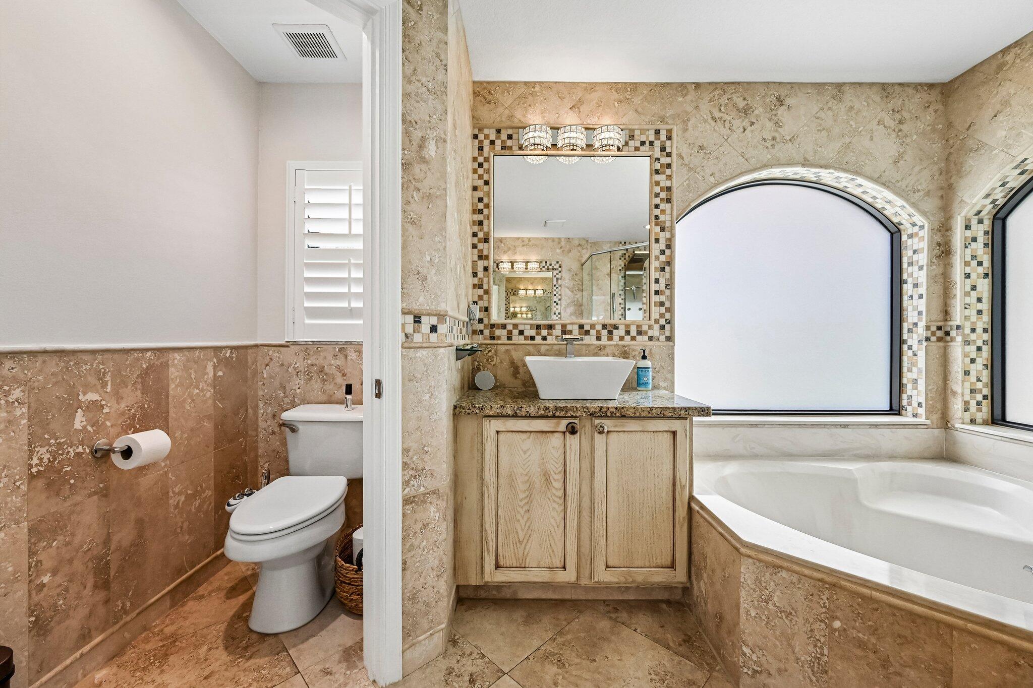 1121 Center Stone Lane