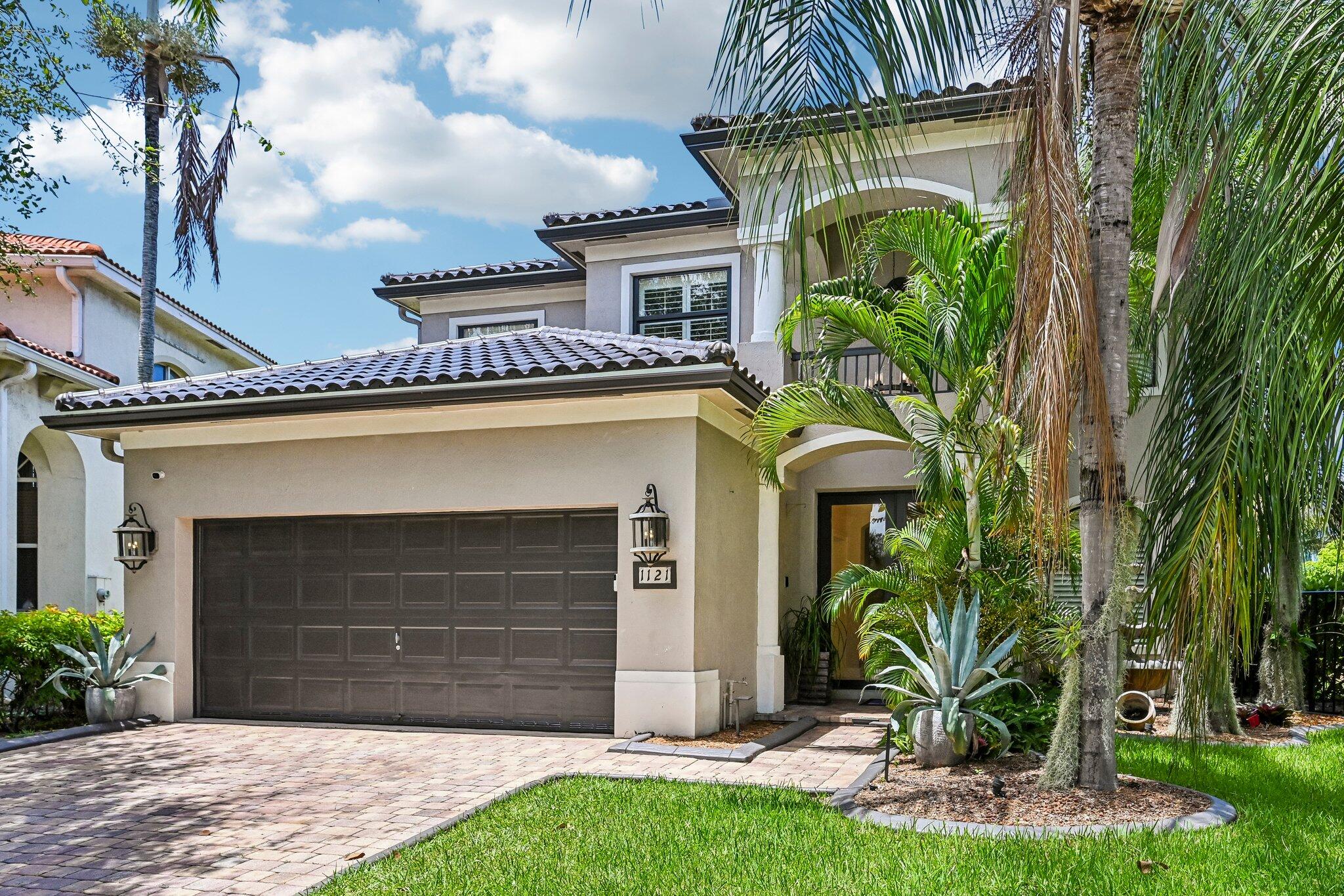1121 Center Stone Lane