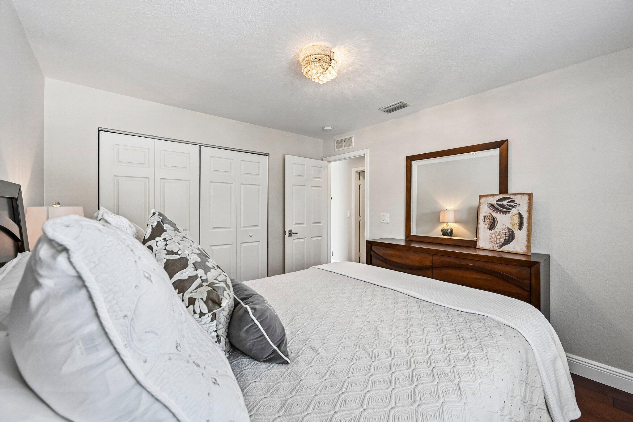 1121 Center Stone Lane