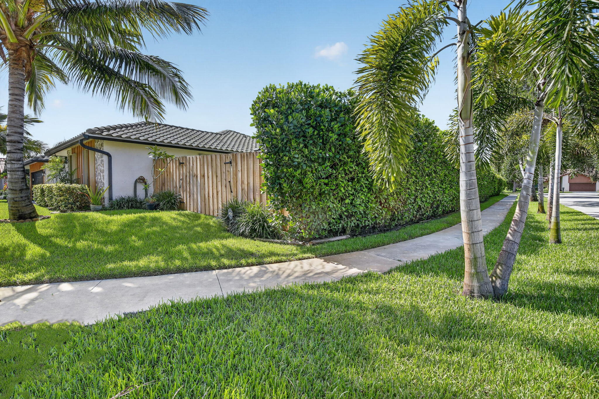 9680 NW 10th Court