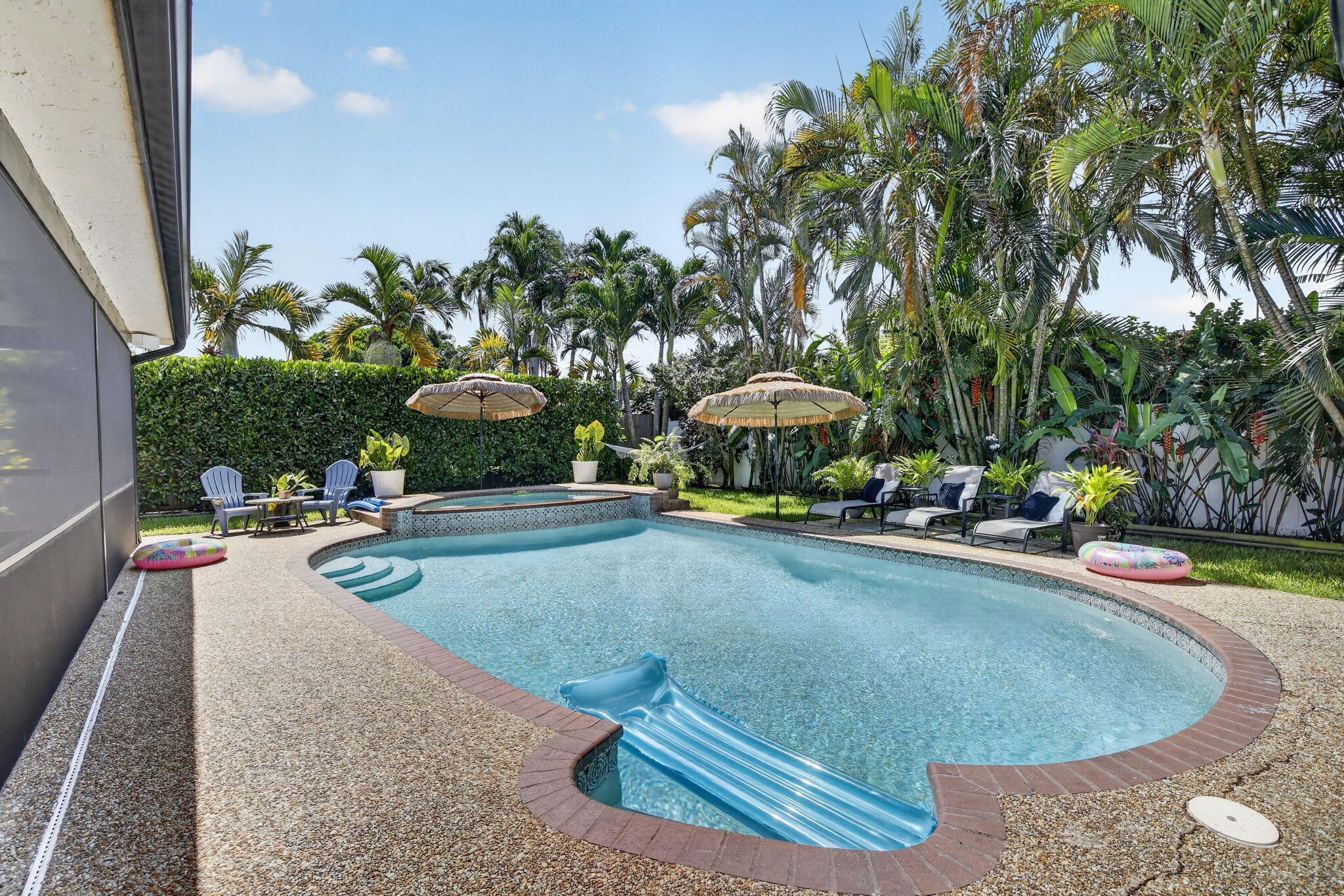 9680 NW 10th Court