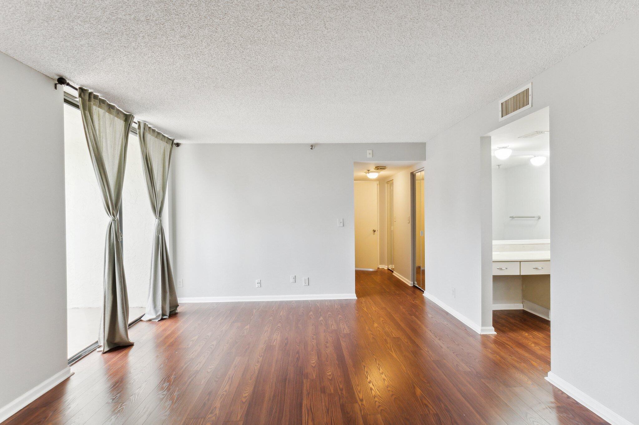 6463 La Costa Drive 201